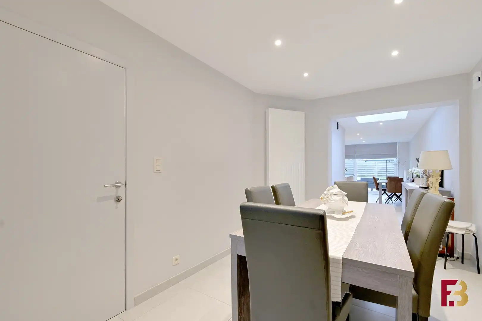 Ruime halfopen bebouwing te huur in Oudenaarde foto 2