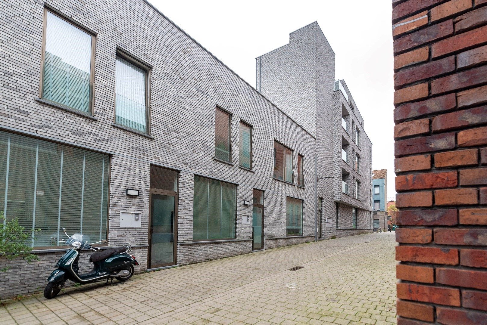 Recent en uiterst energiezuinig duplex appartement aan Park Spoor Noord. foto 29