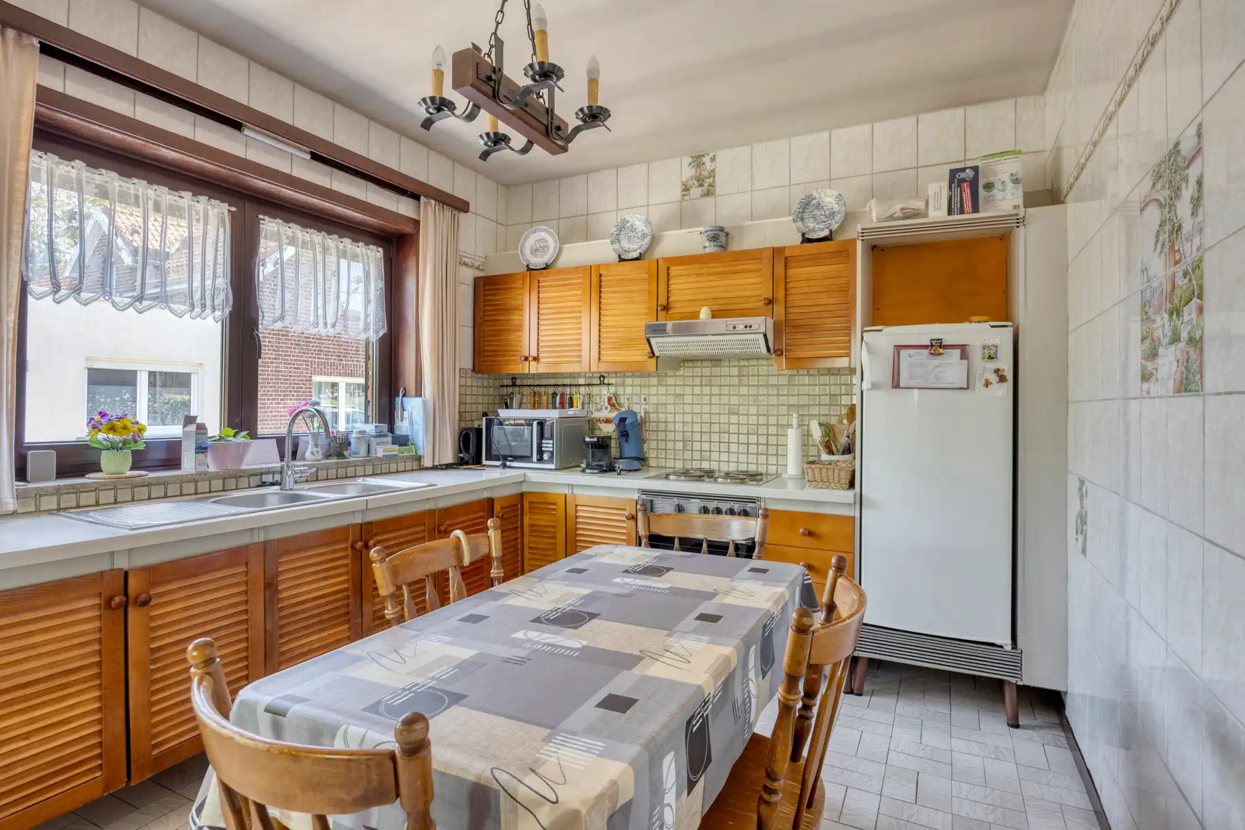 Zeer rustig gelegen woning met 3 slaapkamers, garage en tuin foto 14