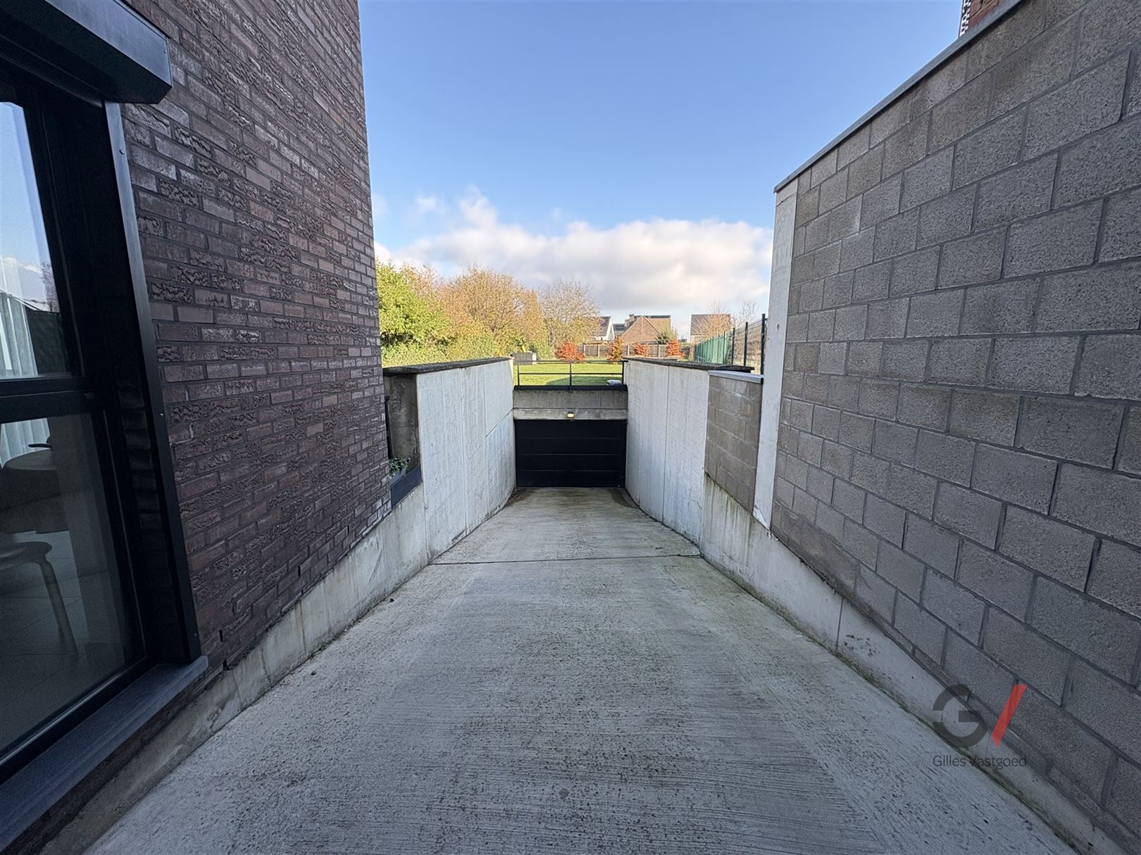 Ondergrondse parkeerplaats foto 2