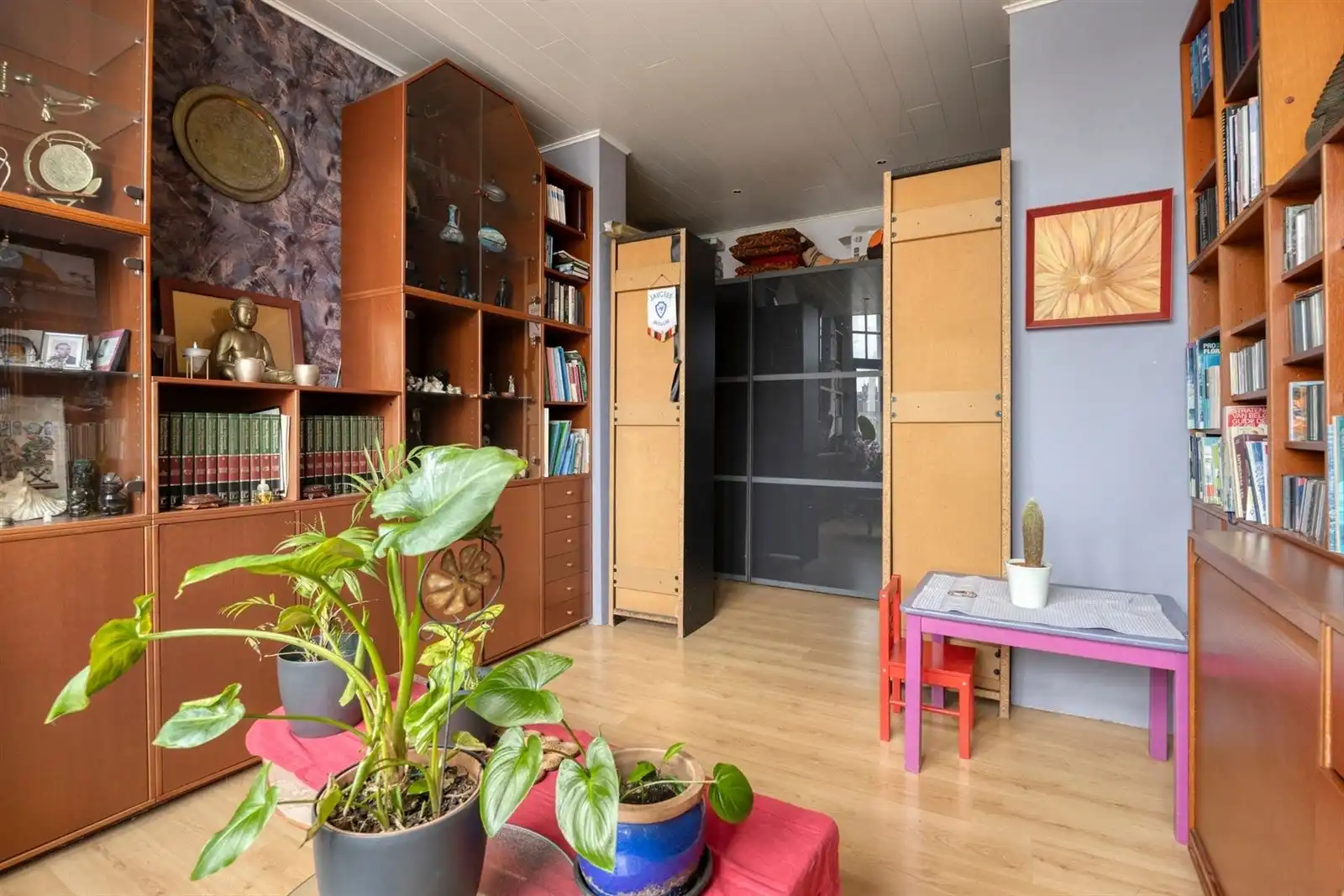 Te renoveren karakterwoning op strategische ligging in Mortsel foto 22