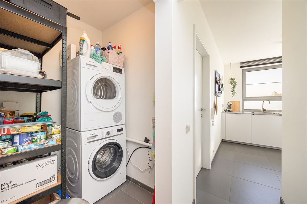 Gerenoveerd appartement met prachtig uitzicht foto 14
