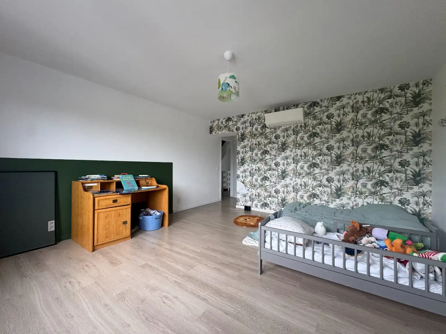 TE HUUR - Gerenoveerde halfopen bebouwing  foto 18