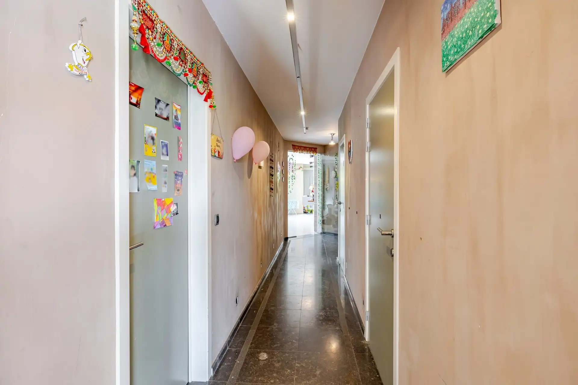 Uitzonderlijk lichtrijk hoekappartement van maar liefst 150 m² foto 14