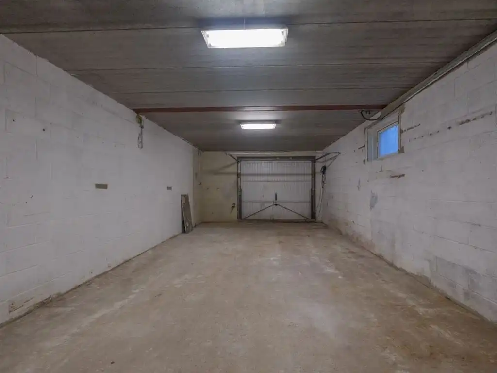 Verrassend ruime vrijstaande woning met inpandige garage foto 45