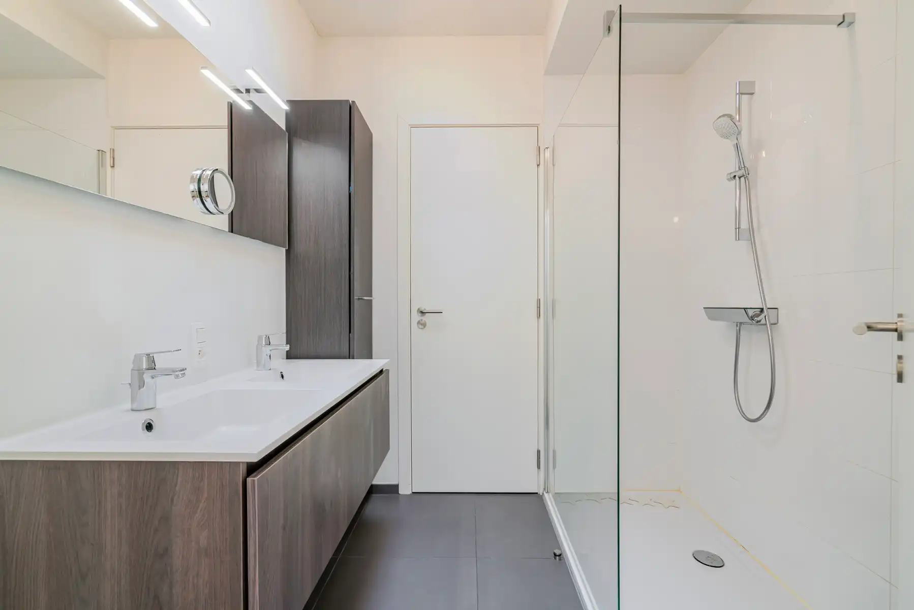 Gezinswoning met 2 slaapkamers in het centrum van Brussel foto 13