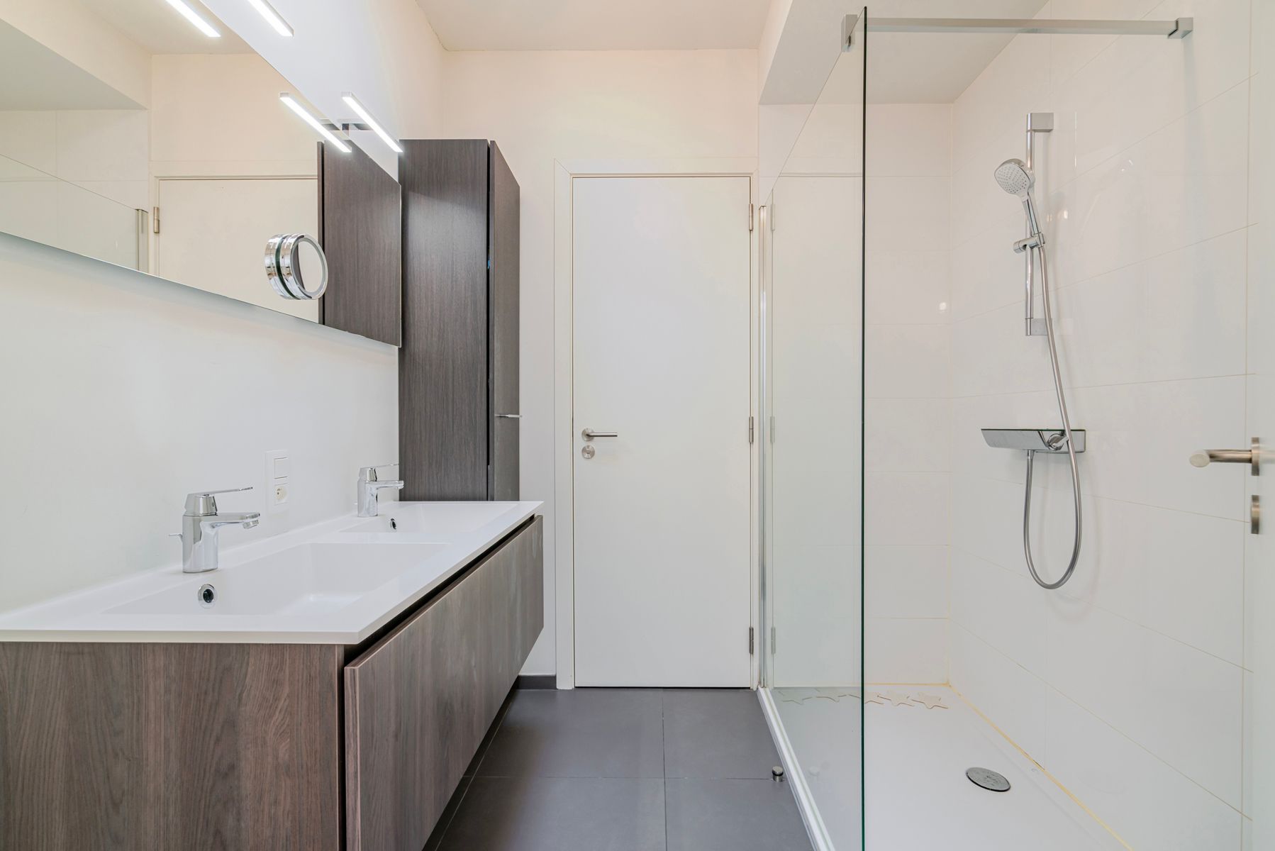 Gezinswoning met 2 slaapkamers in het centrum van Brussel foto 13