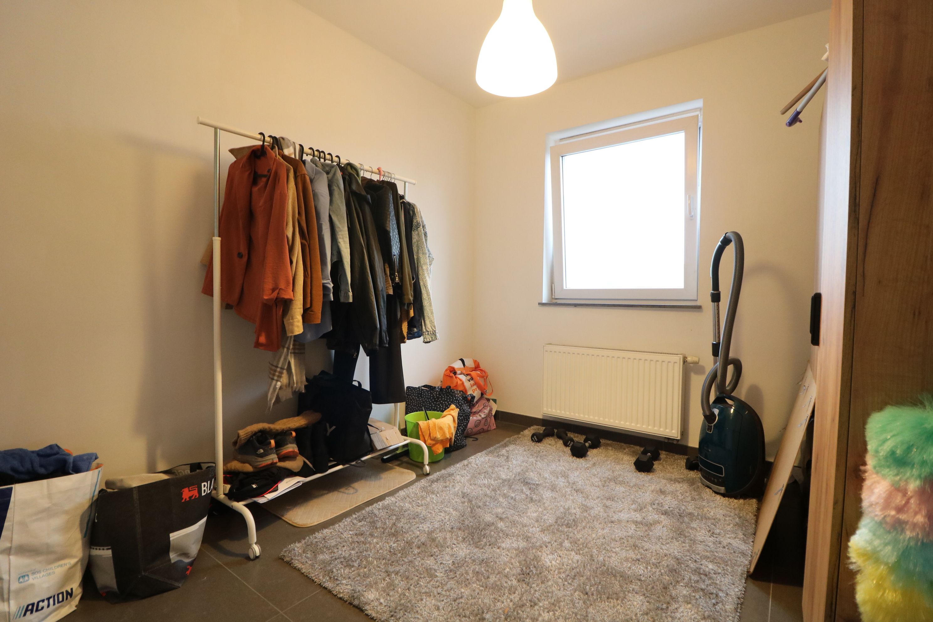 Recent 2 slaapkamerappartement op de eerste verdieping van residentie Travaly. foto 7