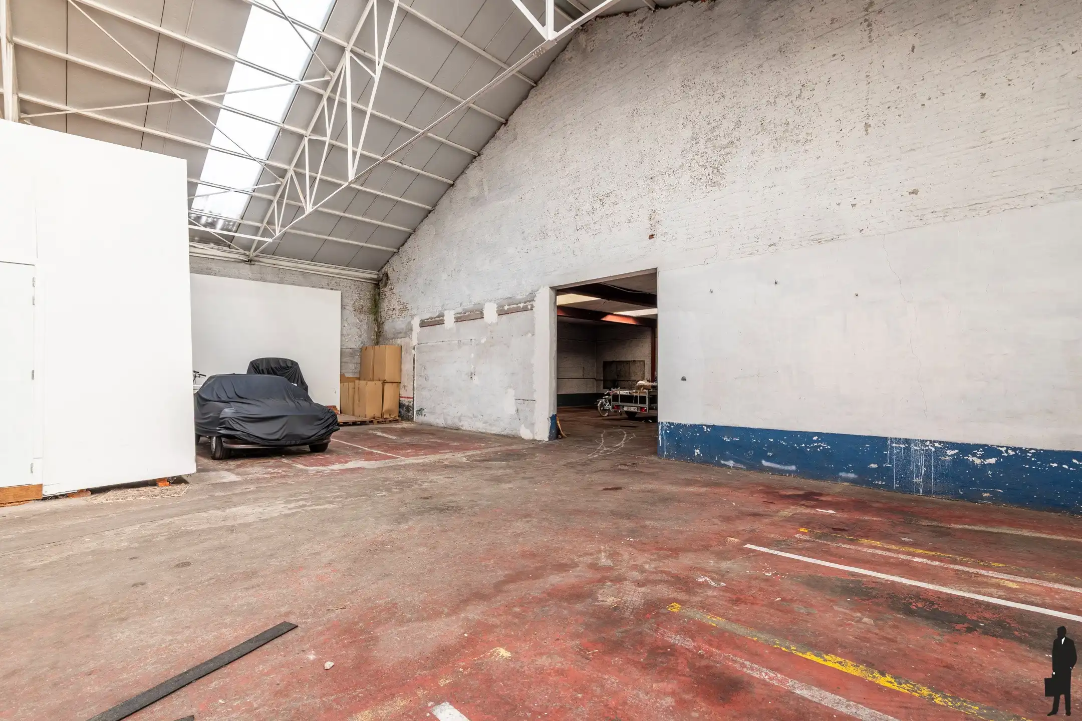 Multifunctionele woning met magazijn en showroom foto 25