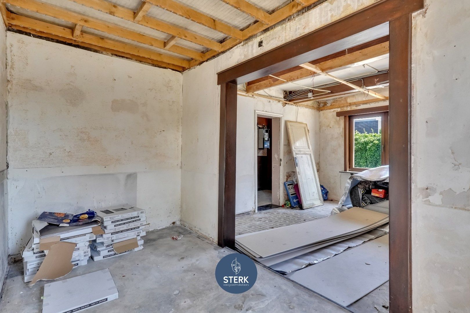 OP TE KNAPPEN GEZINSWONING MET EEN BEWOONBARE OPP. VAN 190 M² TE BOORSEM !  foto 6
