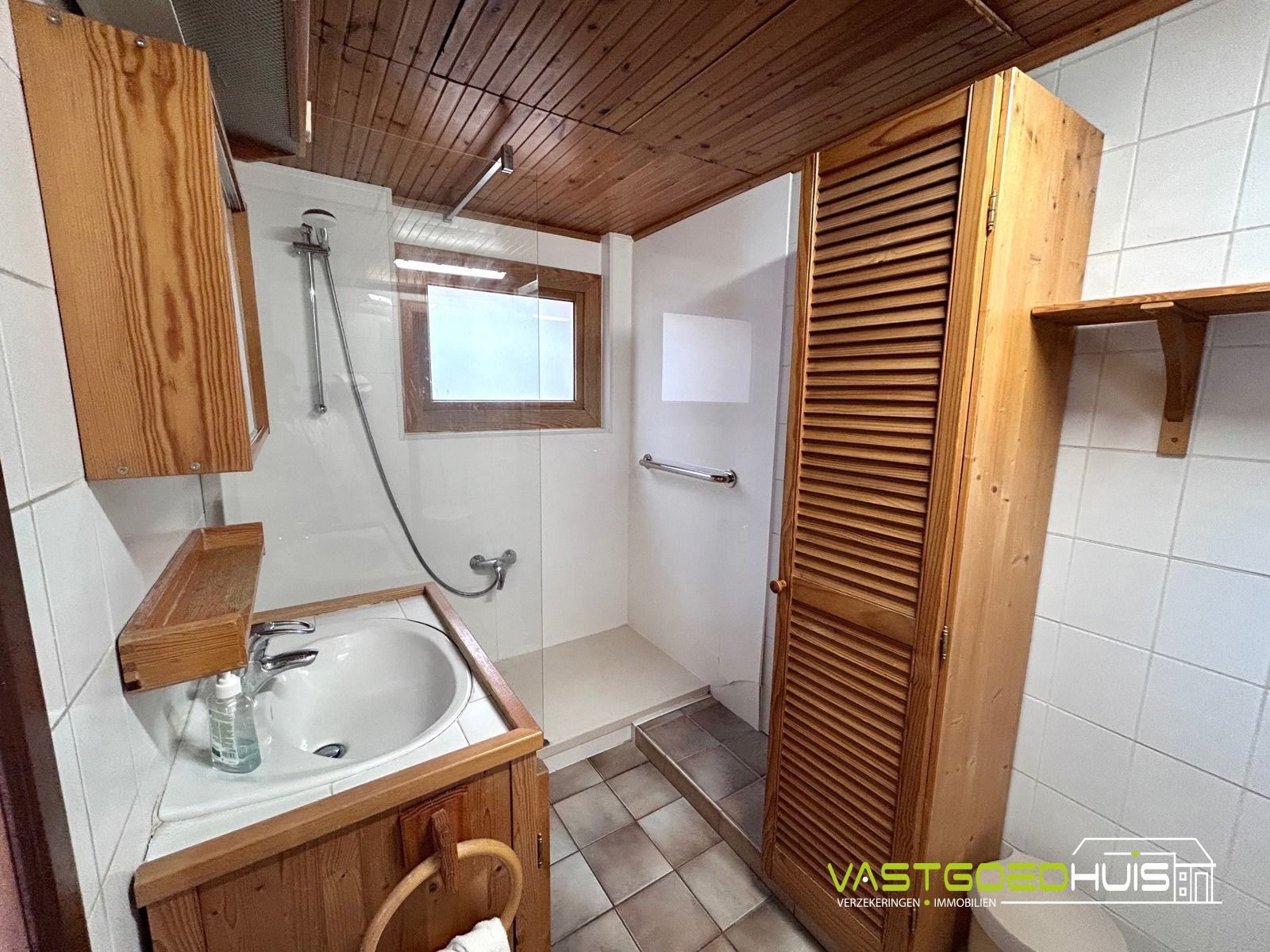 Karaktervolle gezinswoning met authentieke details in Ninove foto 19