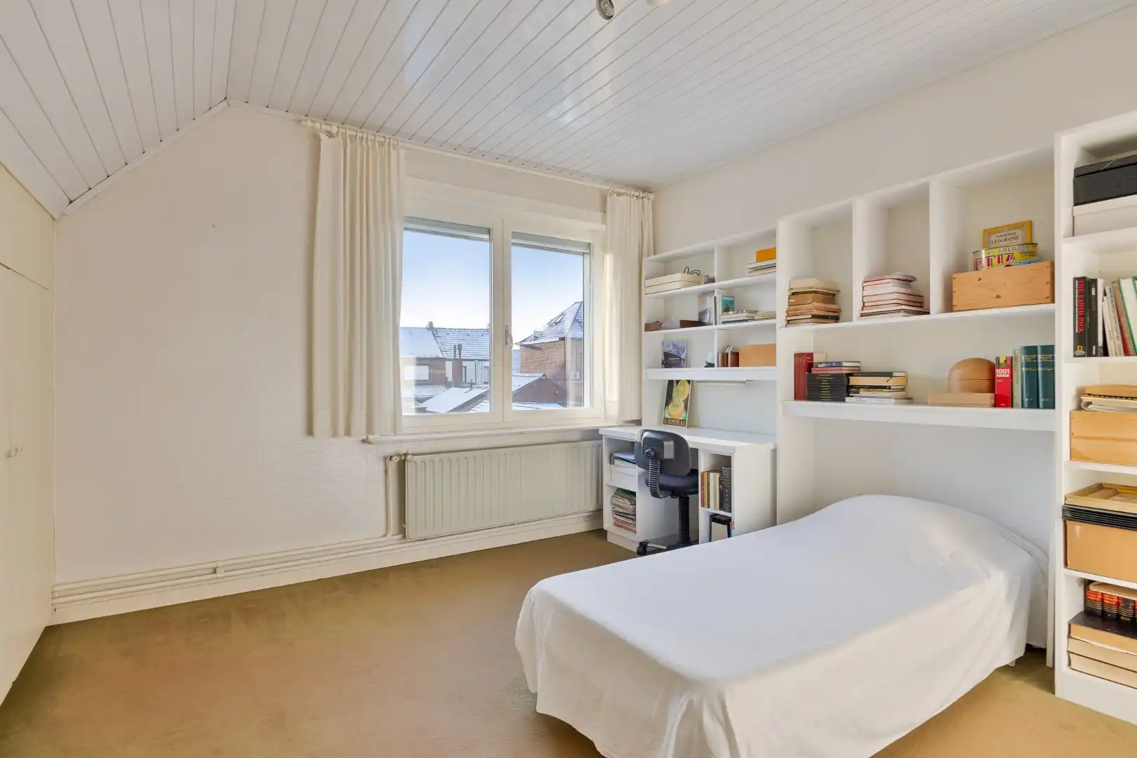 Charmante woning met 4 slpks gelegen op wandelafstand van het centrum !  foto 11