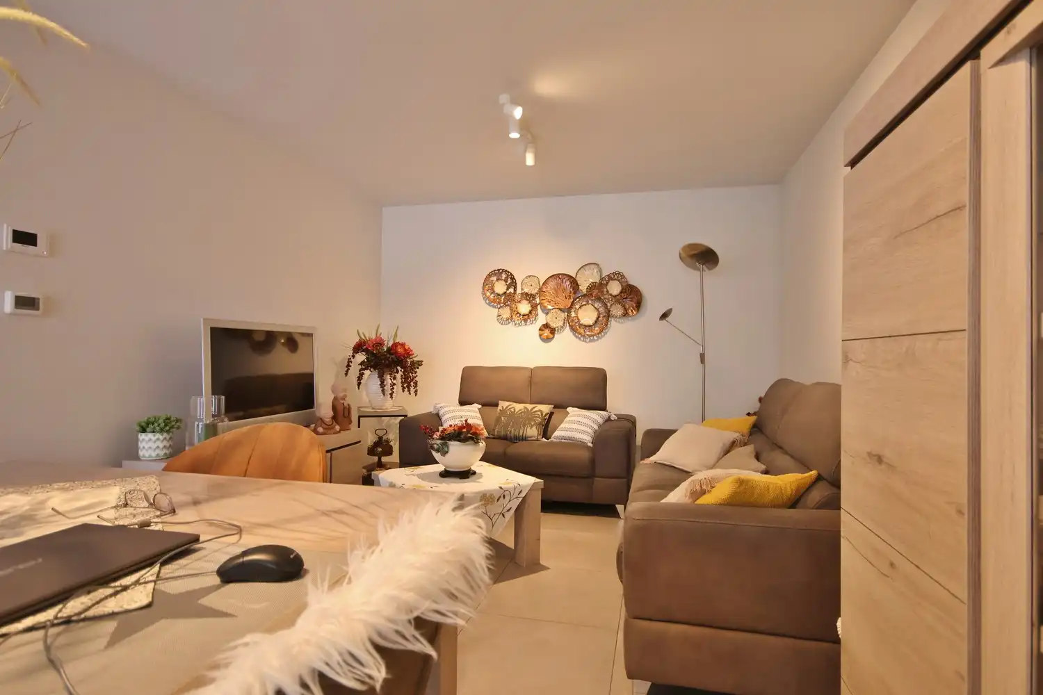 Zeer gunstig gelegen appartement met 2 slaapkamers en 2 terrassen foto 8