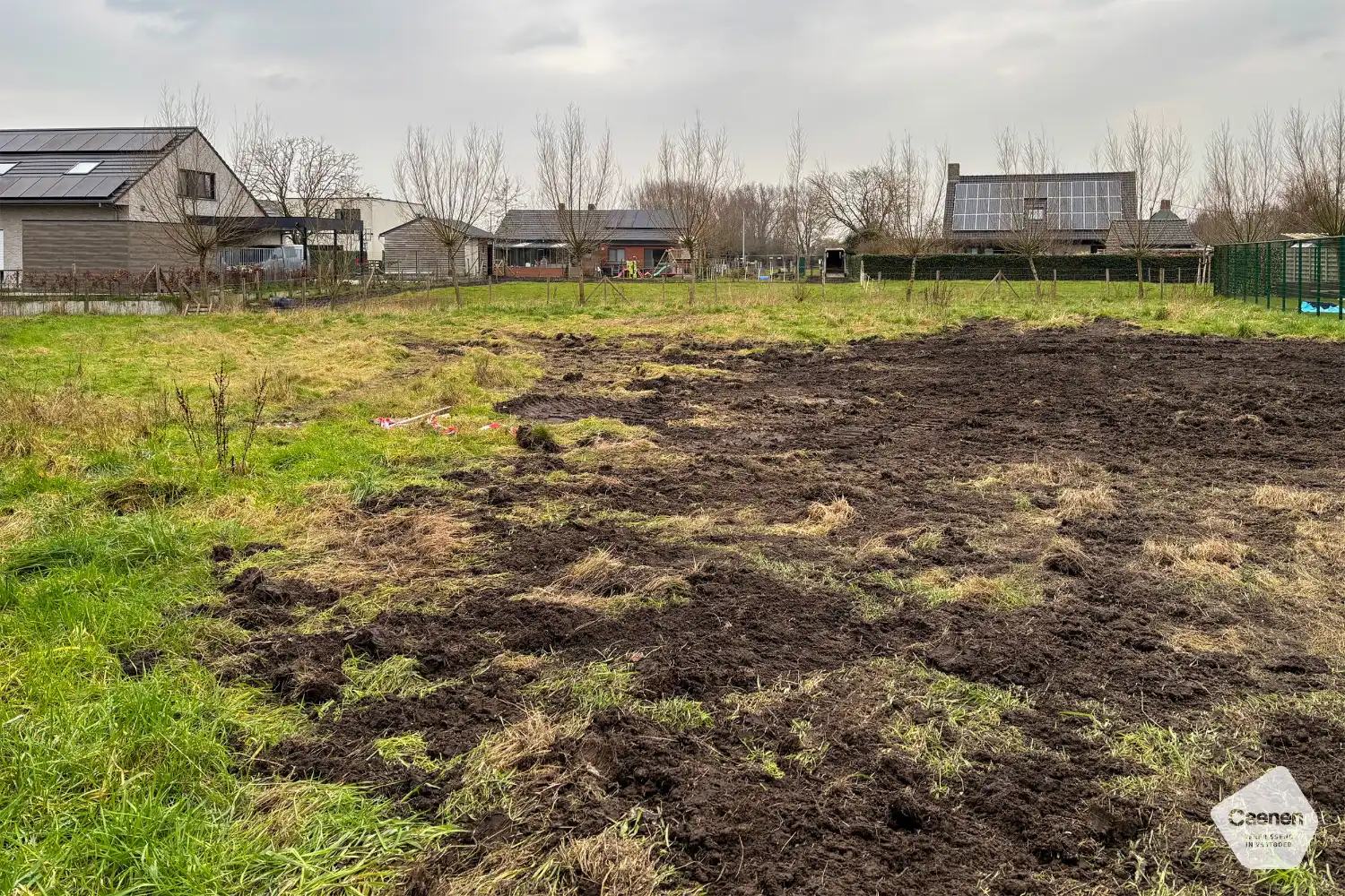 Bouwgrond voor open bebouwing in het landelijke Ruddervoorde. foto {{pictureIndex}}