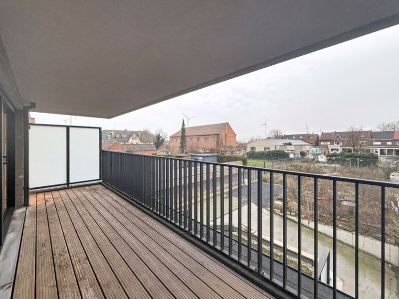 Modern 2-slaapkamer appartement in het centrum met een ruim terras en ondergrondse parking foto 10