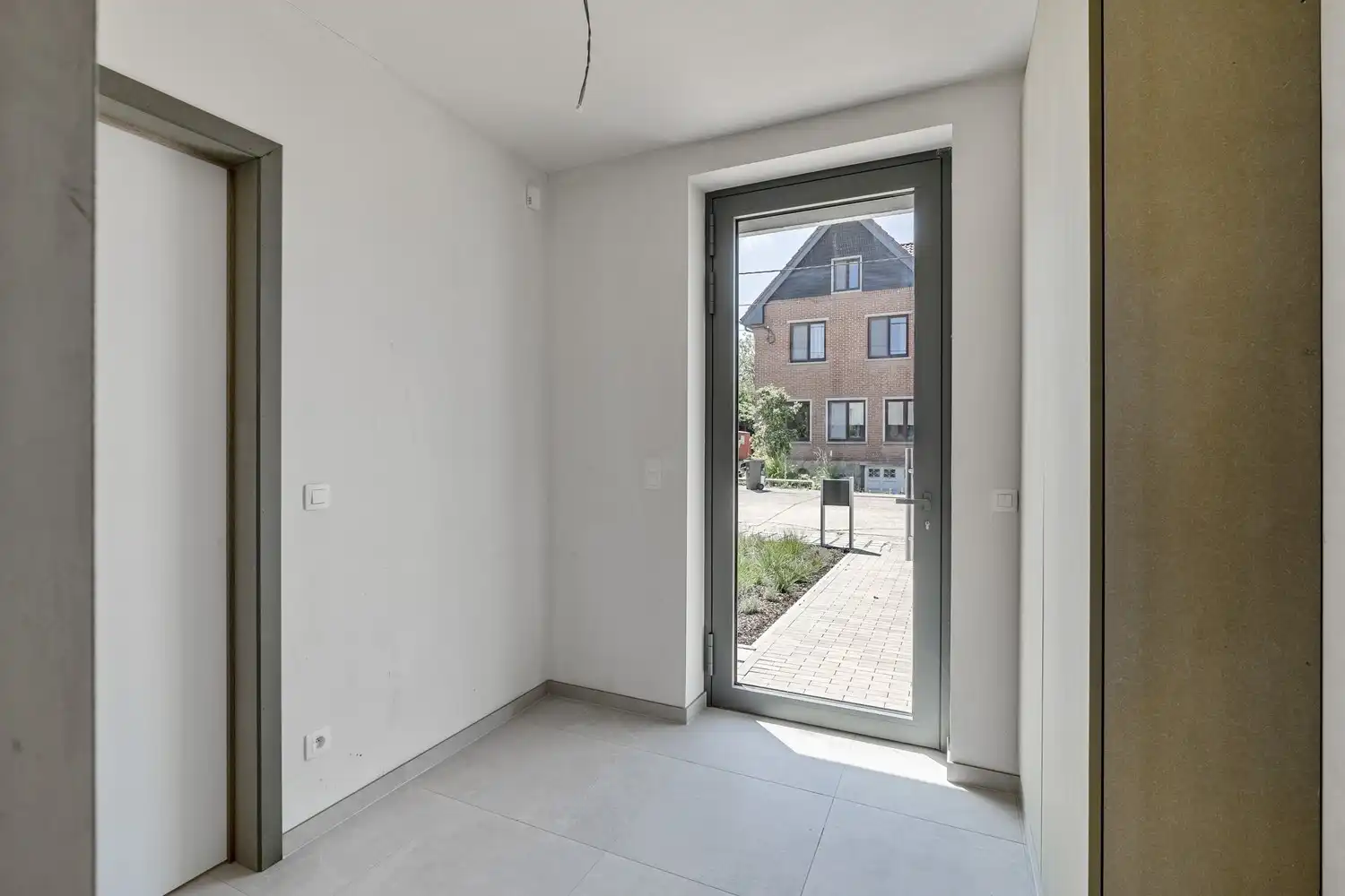 Knappe nieuwbouwwoning met 4 slaapkamers in Vlijtingen! 6%BTW mogelijk* foto 11