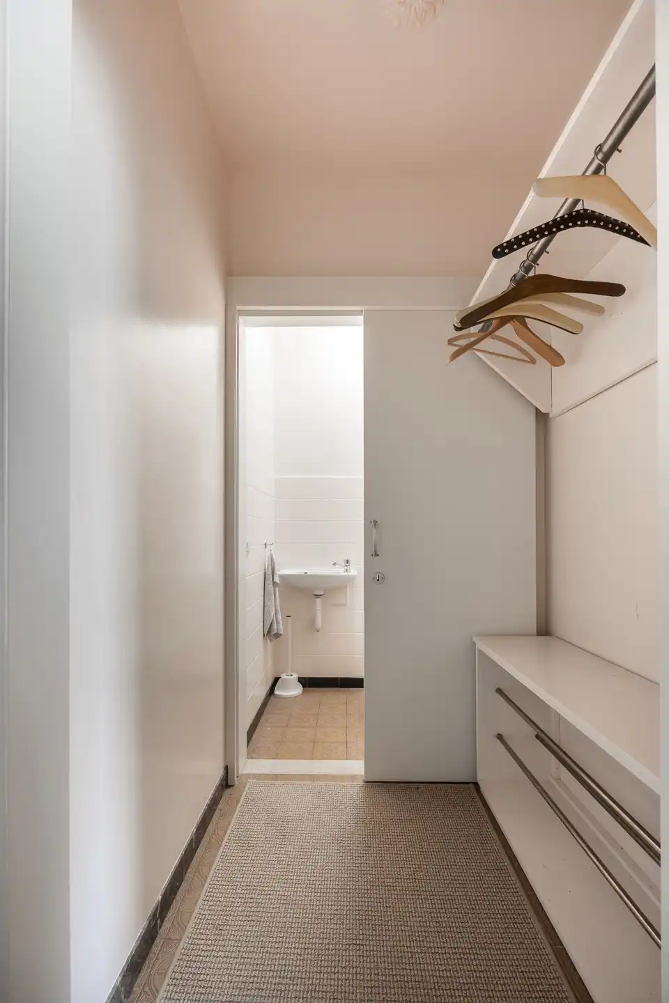 Ruime halfopen woning op zuidgericht perceel van 752 m² foto 11