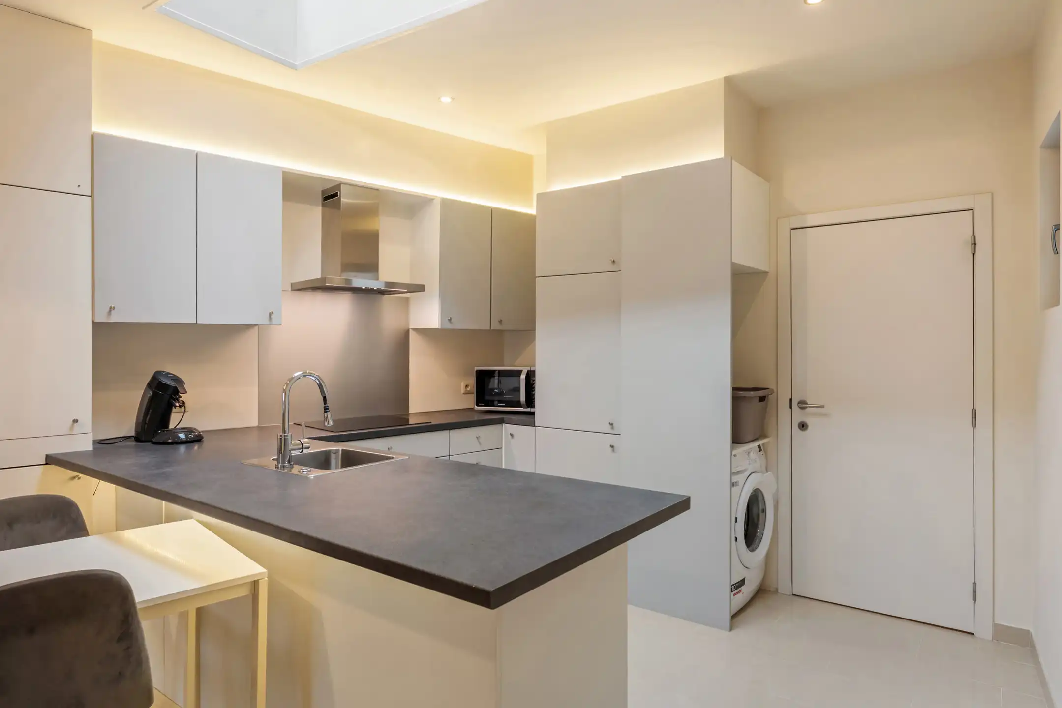 Gerenoveerde woning in charmante Zichen foto 6