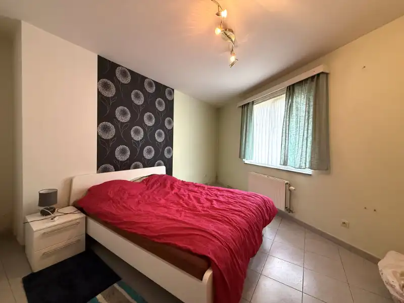 Modern gelijkvloers appartement nabij Sportcentrum Sint-Gillis foto 8
