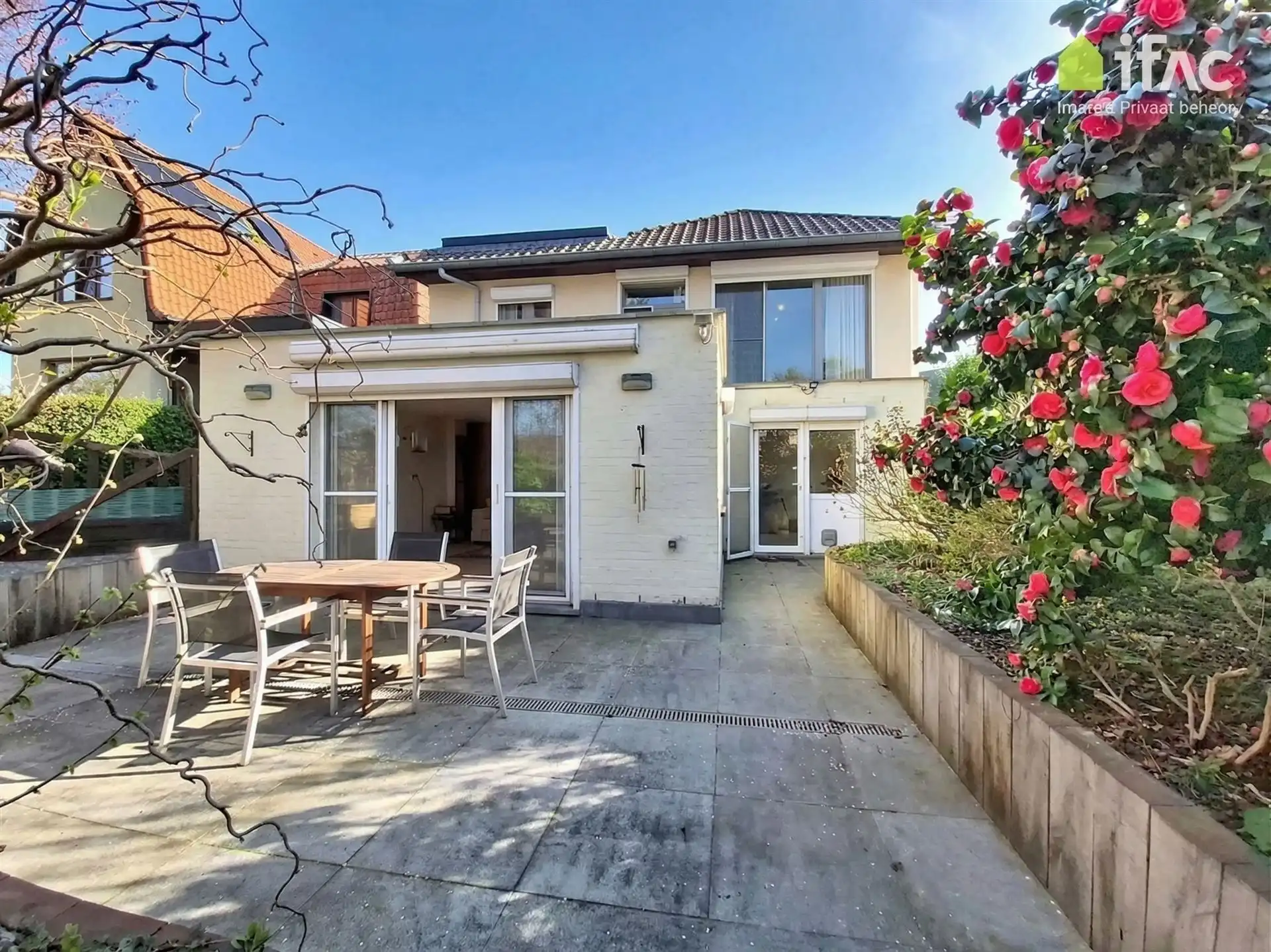 Rustig gelegen villa met atelier ±60m² op 10,25a foto 21