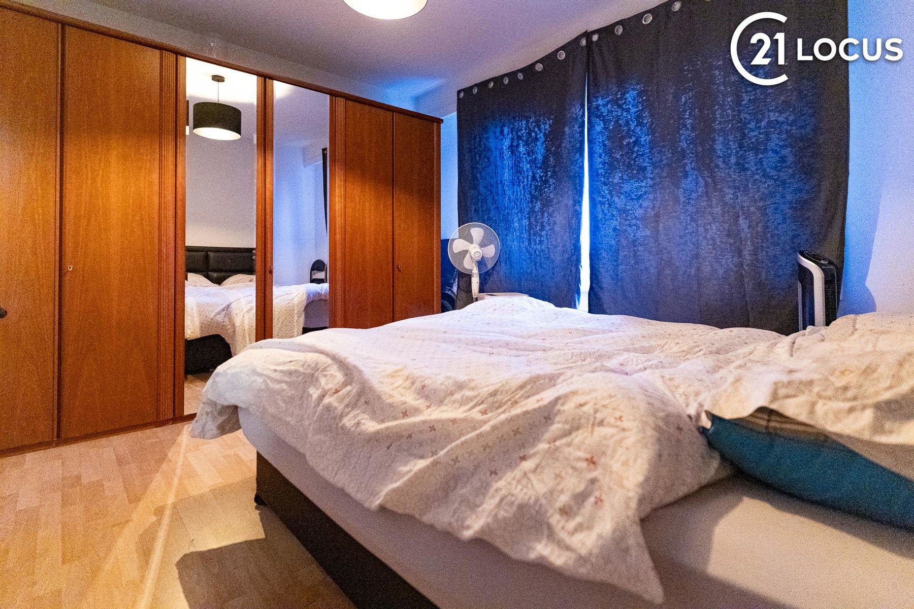 Ruim, Lichtrijk Appartement met Prachtig Uitzicht in Beveren foto 9