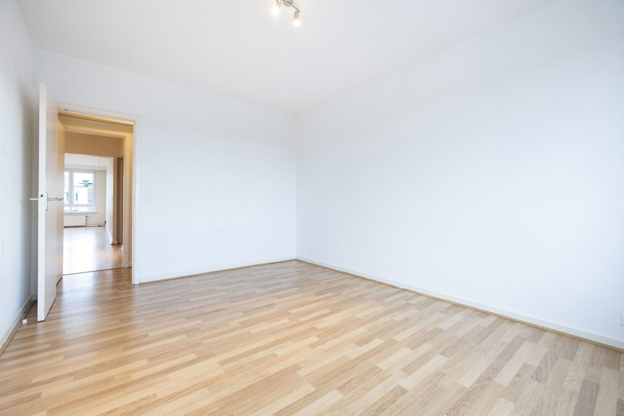 Mooi appartement 2 slaapkamers van ± 90 m² + garage als optie foto 11