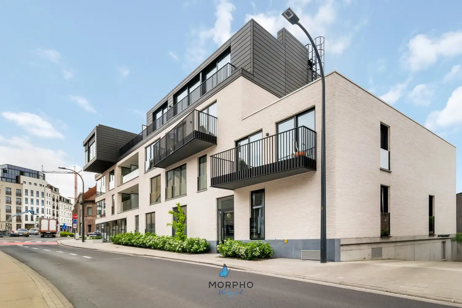 Ruim afgewerkt 3-slaapkamerappartement van in Residentie Sint Amandus, Zwevegem foto 2