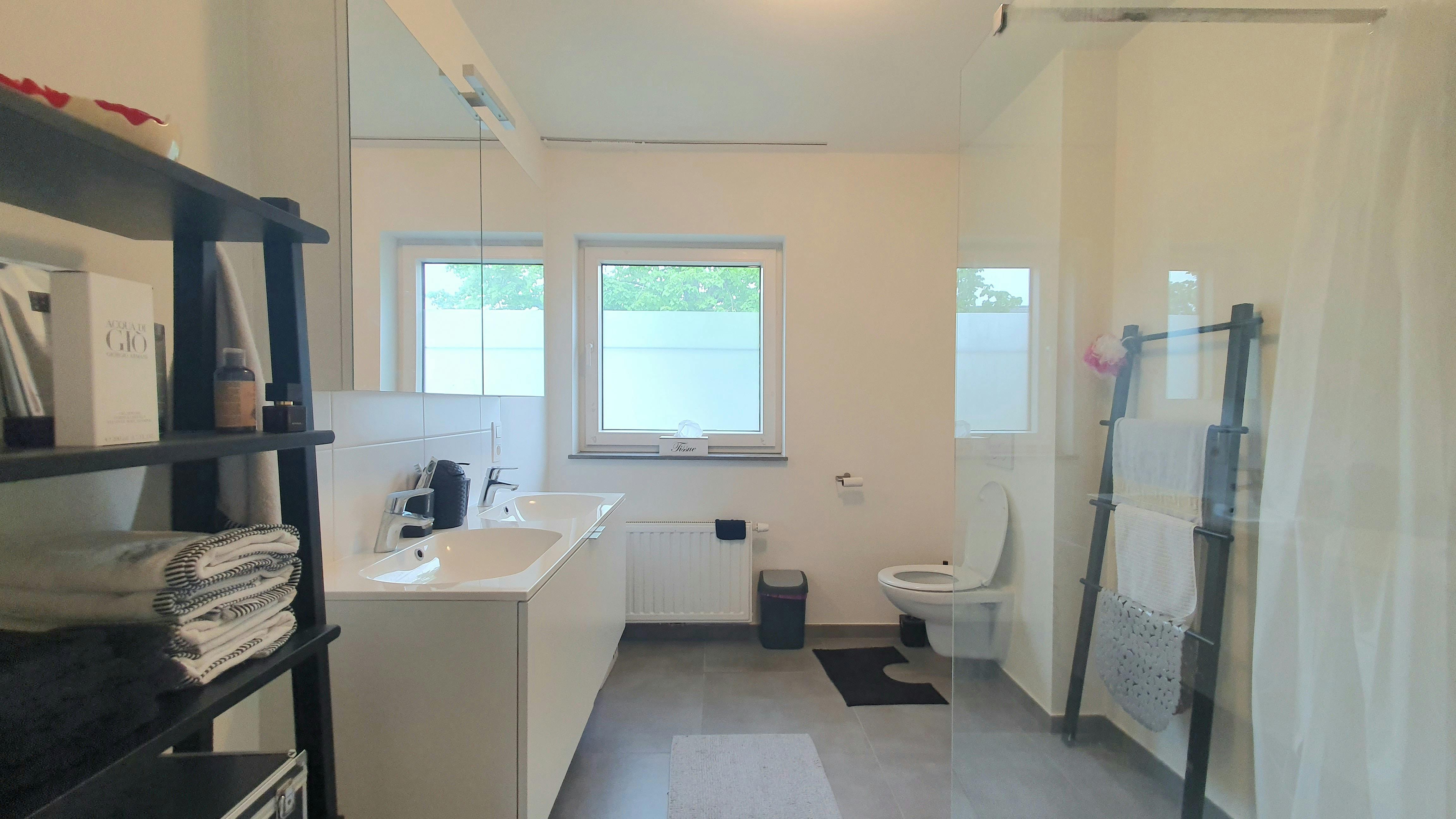 TE HUUR: Recente woning met 3 slaapkamers in Diepenbeek foto 10