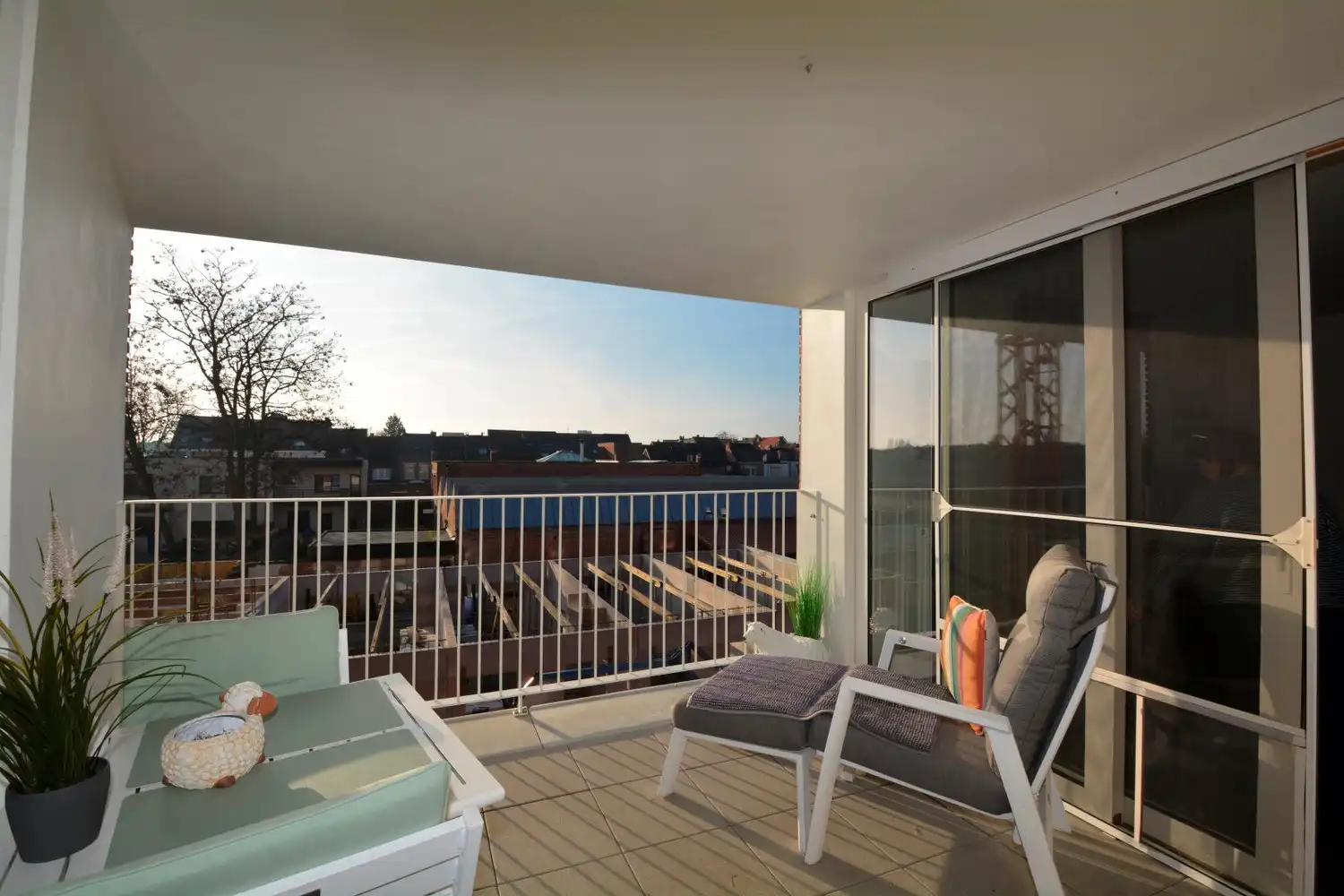 RECENT APPARTEMENT MET 2 SLK, TERRAS EN PARKING! foto 8