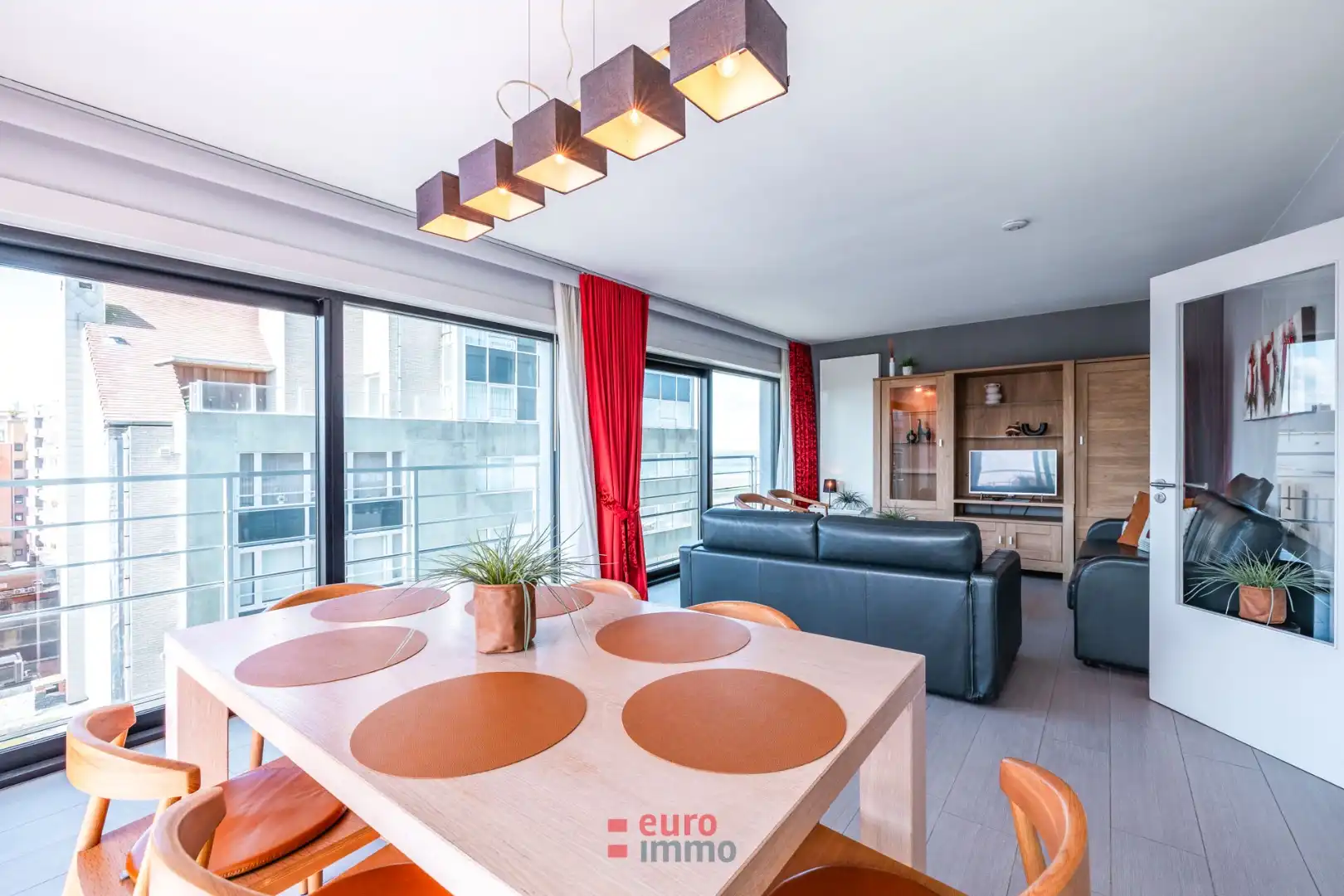 Super gelegen appartement met zijdelings zeezicht! foto 4