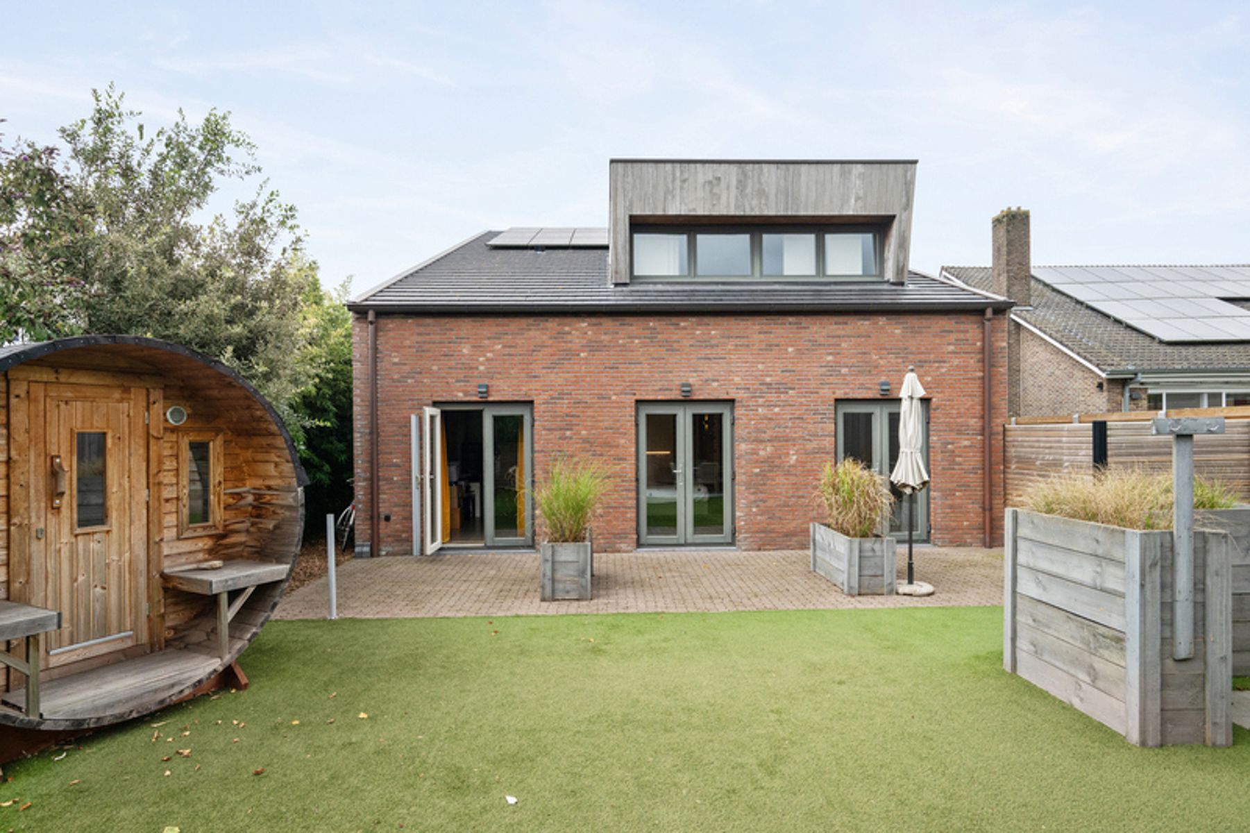 Rustig gelegen energie zuinige villa !!! foto 2