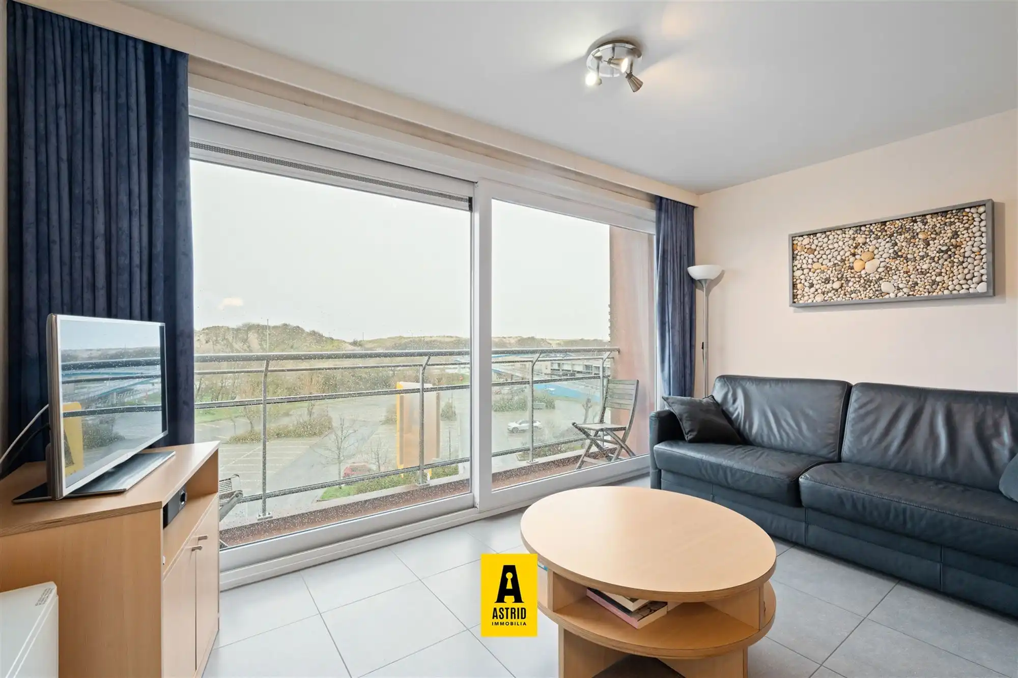 Studio met aparte slaaphoek op topligging! foto 8