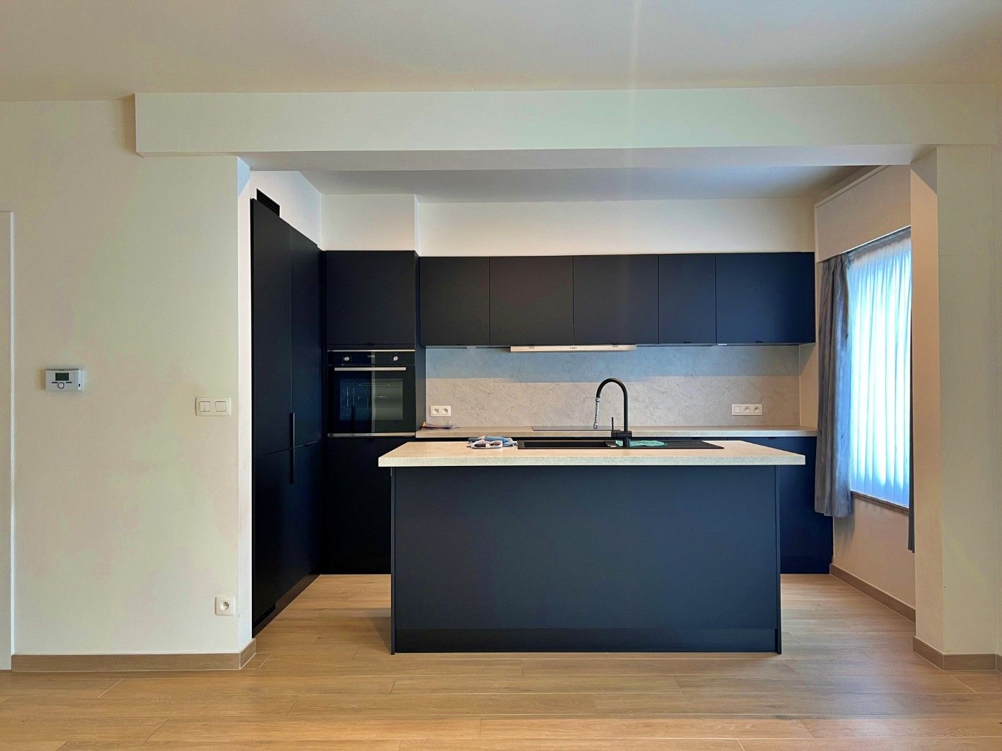 Vernieuwd gelijkvloers appartement met tuin en garage – Evergemsesteenweg 119, Wondelgem 🌿🚲 foto 4