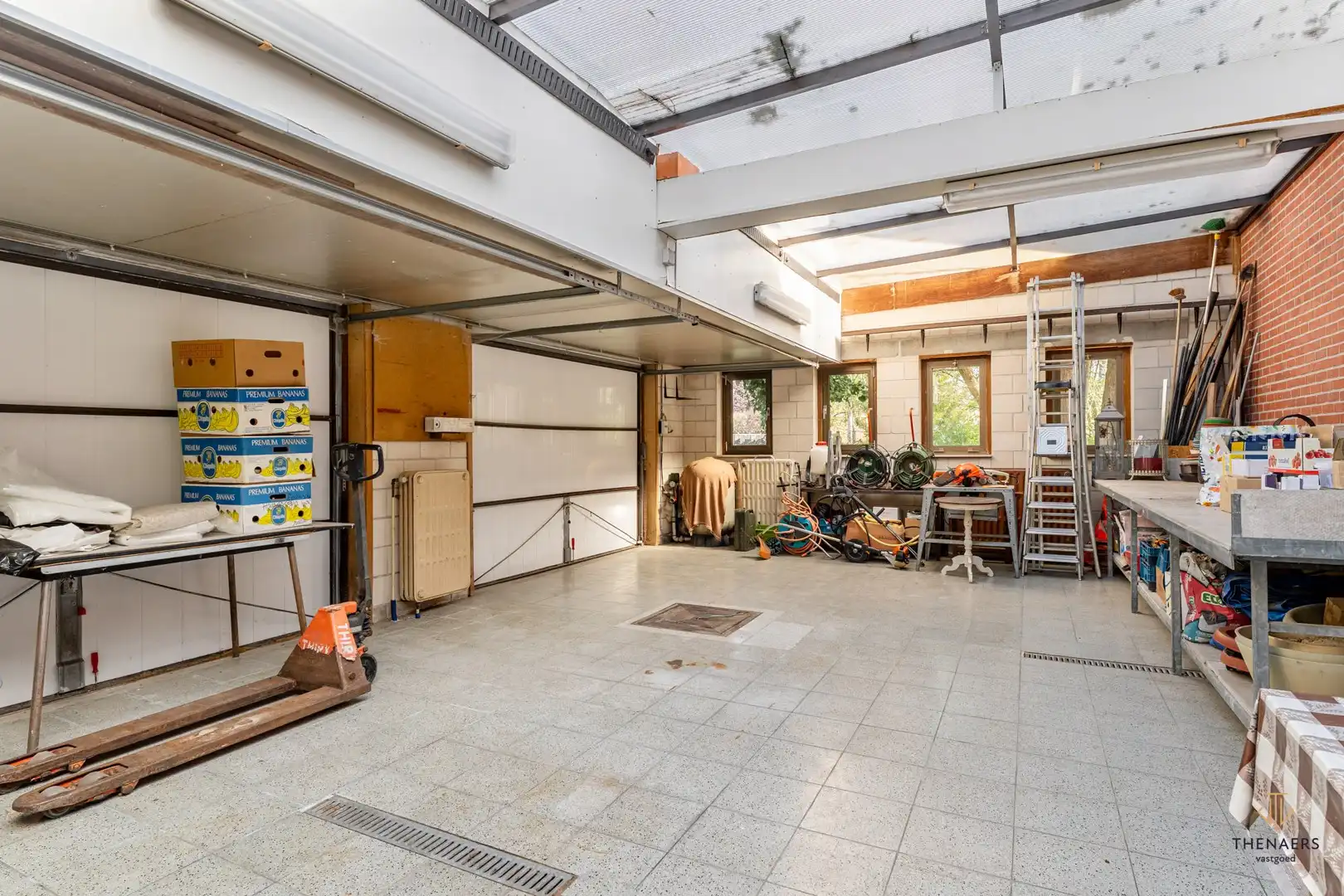 Statige Villa met Oneindige Mogelijkheden. foto 24