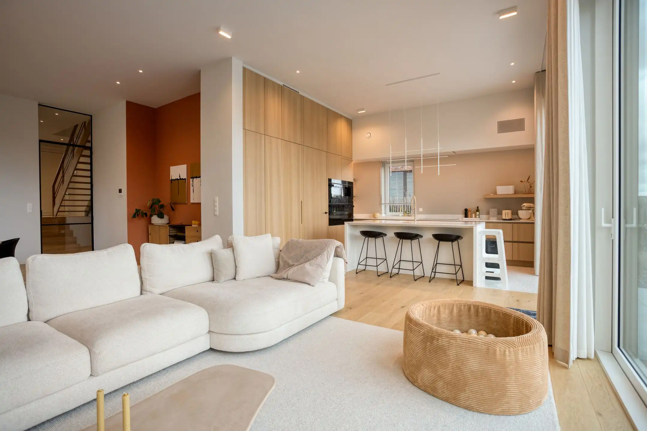 Stijlvolle villa: Landelijk wonen met open vergezichten foto {{pictureIndex}}