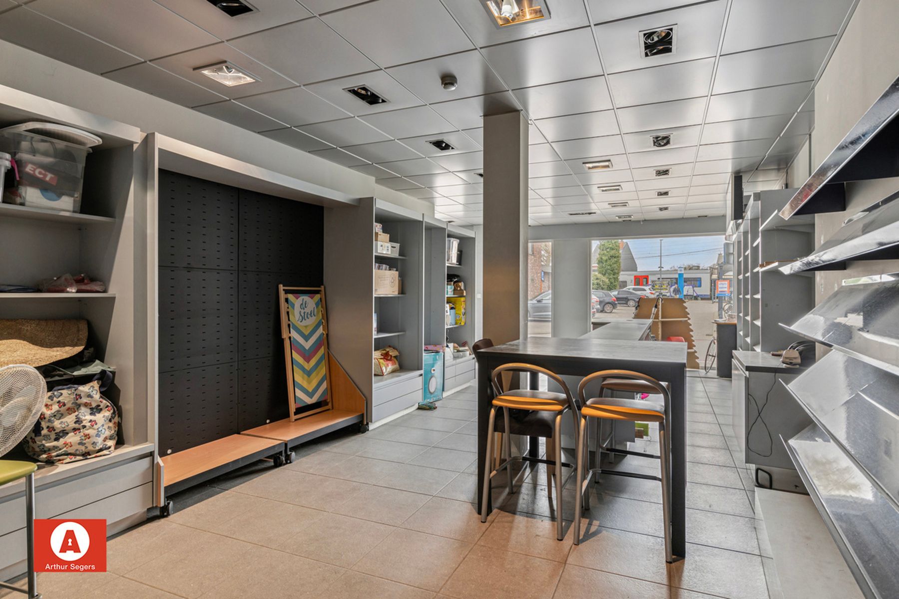 Ruime woning met handelsruimte op topligging in Malderen  foto 22