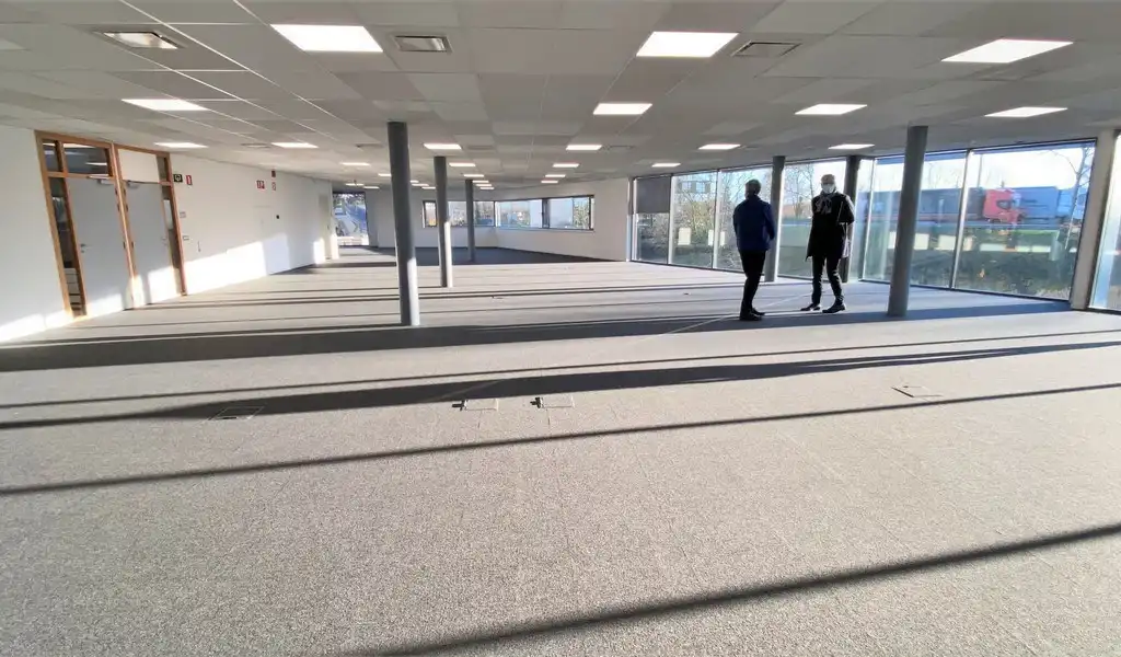 Strategisch gelegen eigentijdse kantoren te huur in Melle foto 3