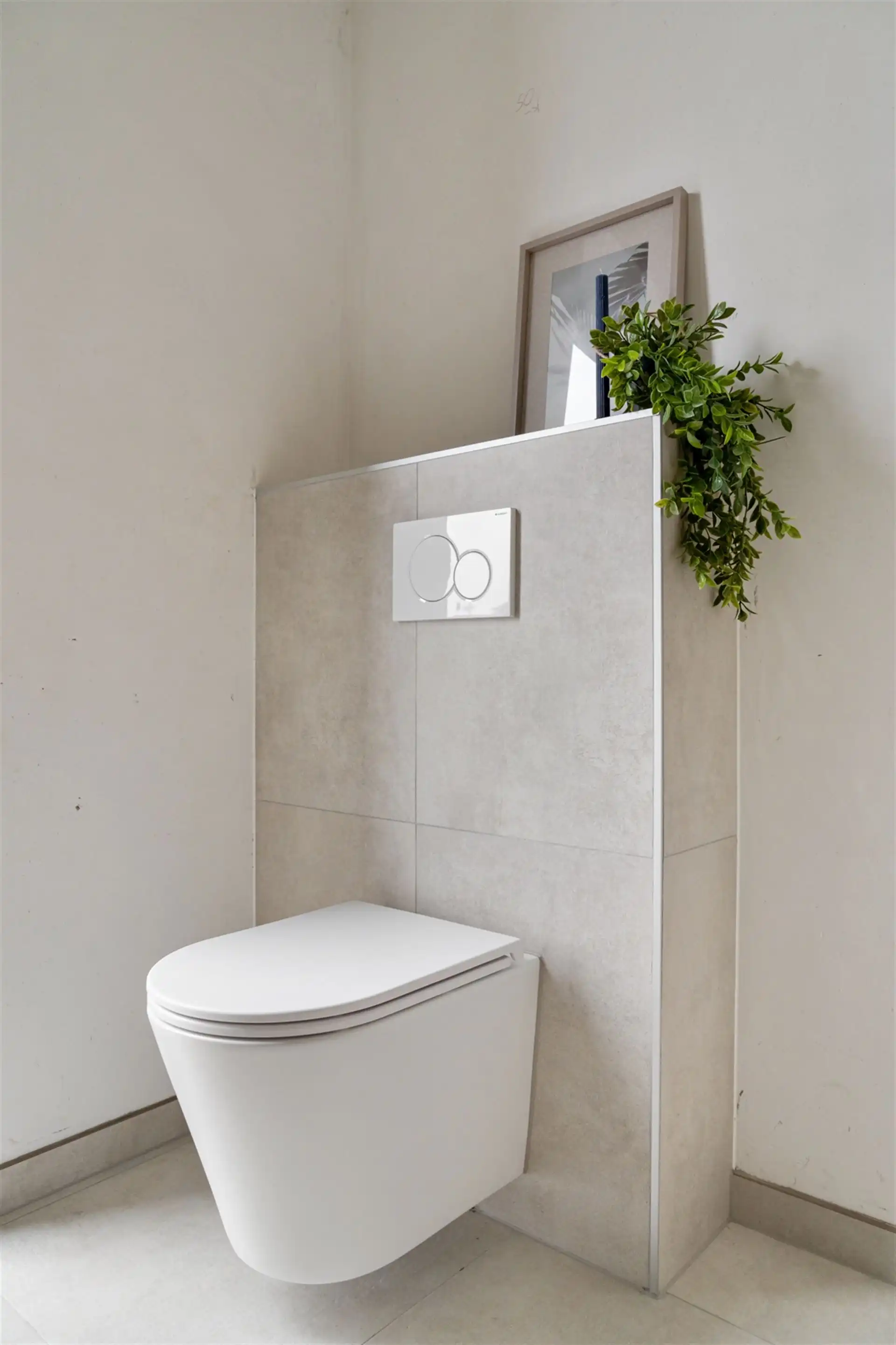 Gelijkvloerse woning met carport en tuin. foto 19