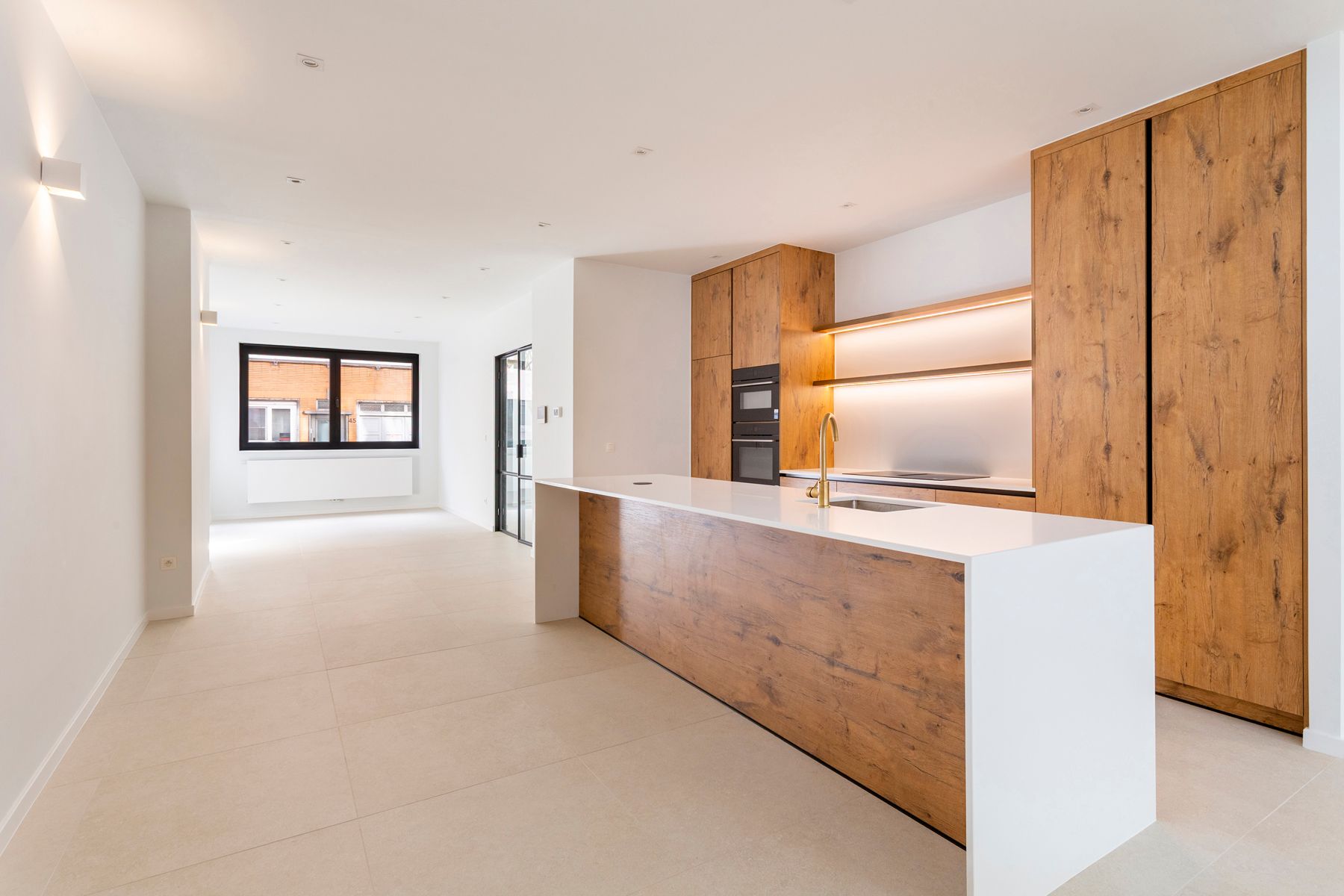 Volledig gerenoveerde stadswoning in begeerde Markgravebuurt foto 6