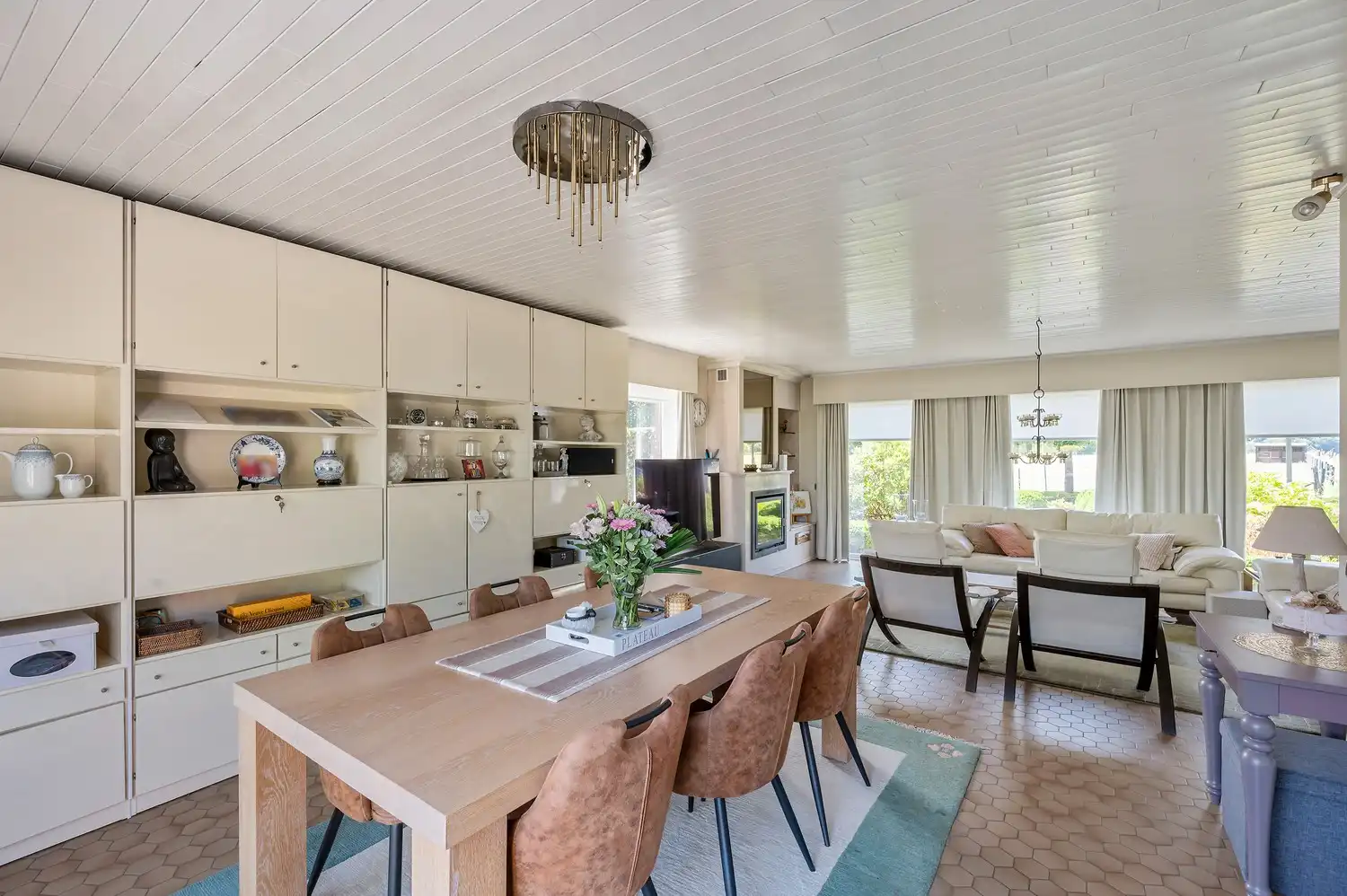PRACHTIGE INSTAPKLARE WONING OP ZEER GOEDE LOCATIE foto 7