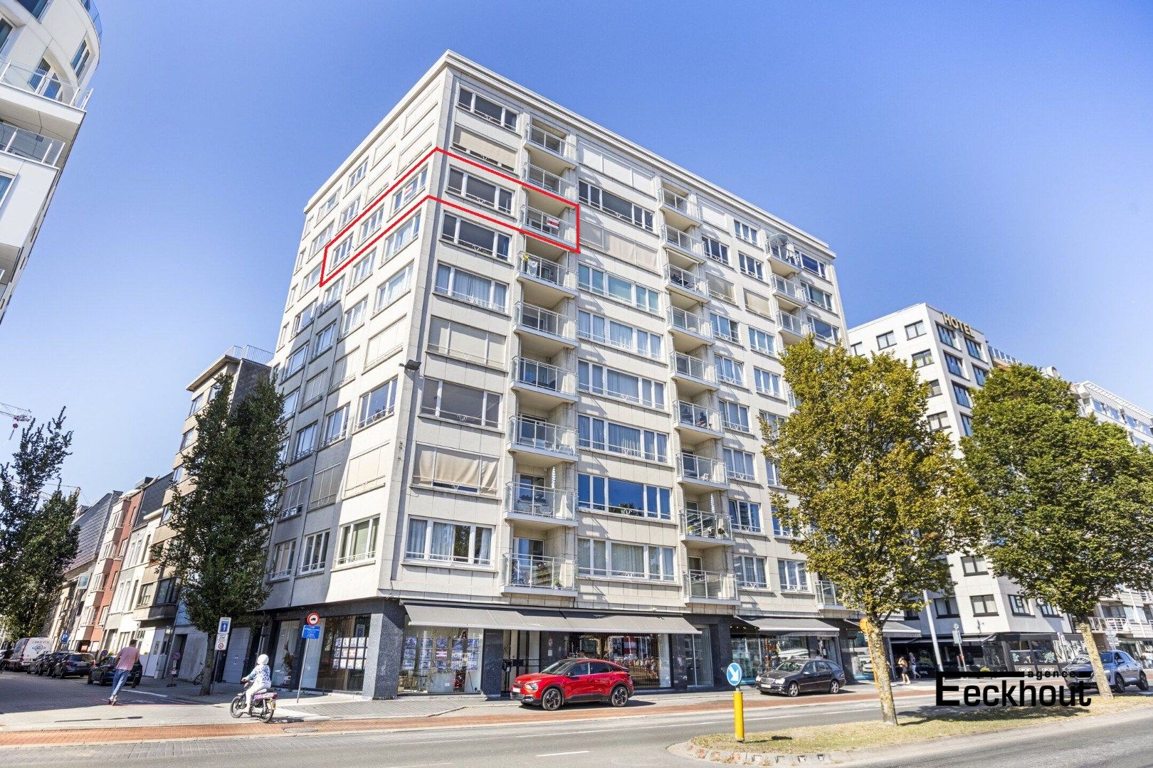 Uiterst ruim (154 m²) hoekappartement met frontaal zicht op de jachthaven te Oostende! foto 23