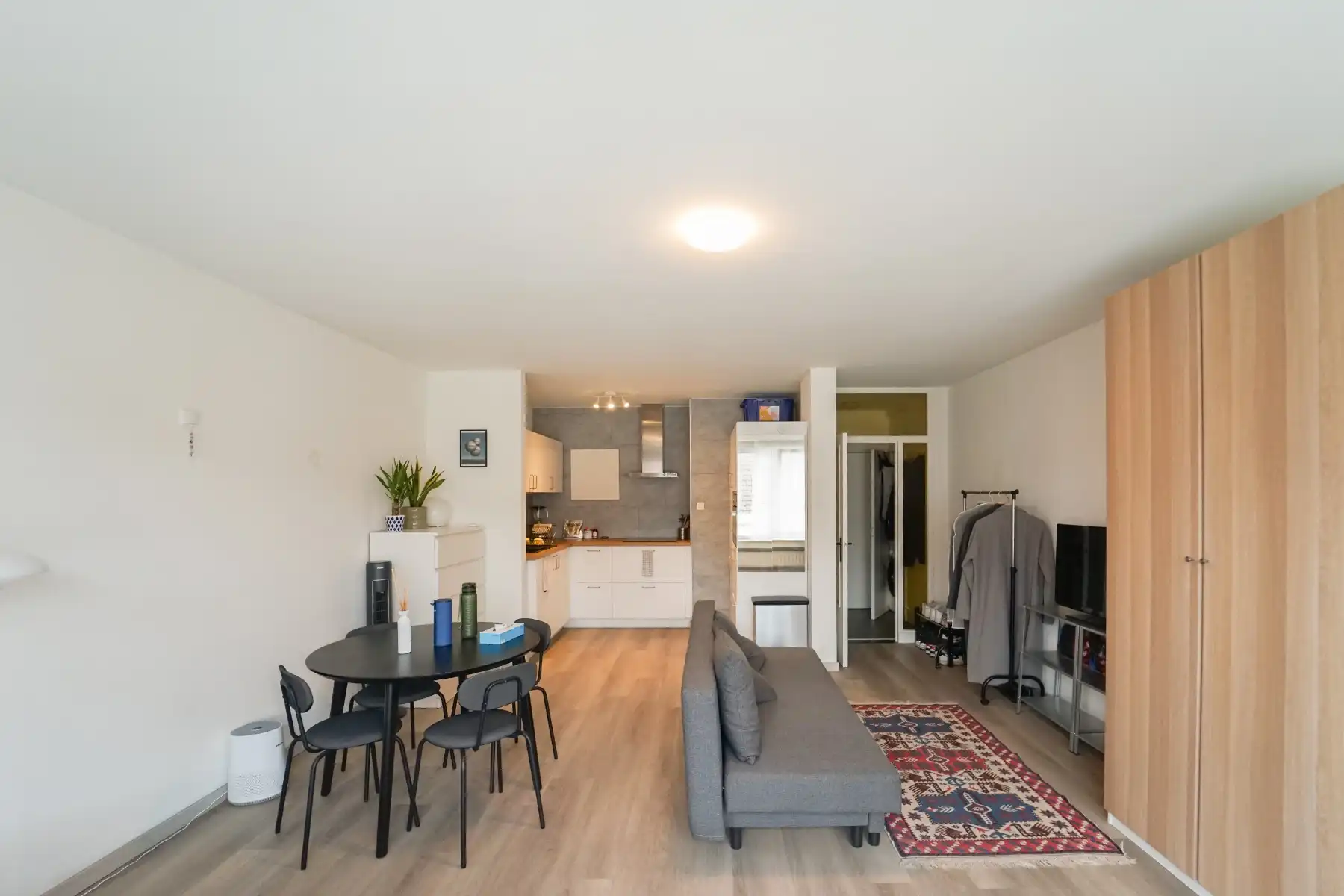 Gerenoveerde knusse studio met schitterend uitzicht! foto 4
