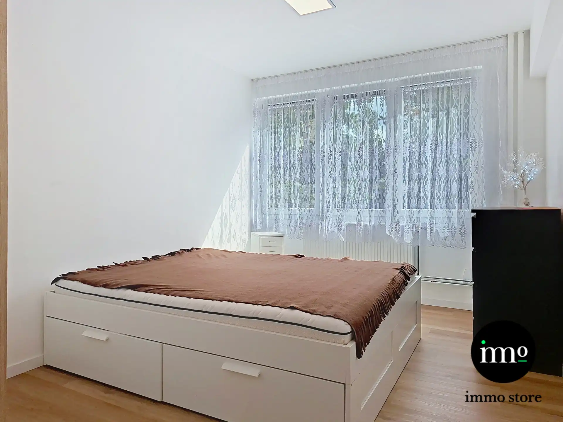 Appartement in groene omgeving met 2 parkeerplaatsen foto 10