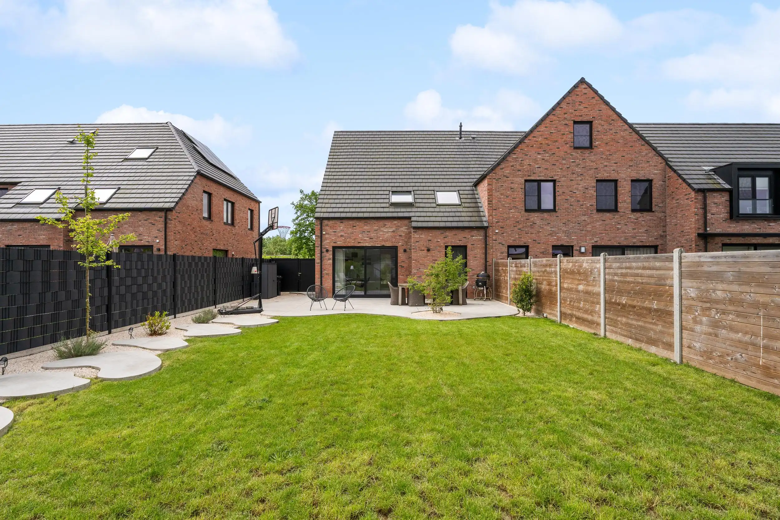 Trendy woning met een uitstekende afwerking foto 23