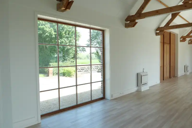 Karaktervol kantoor/praktijkruimte van 132 m² te huur in Waregem foto 4