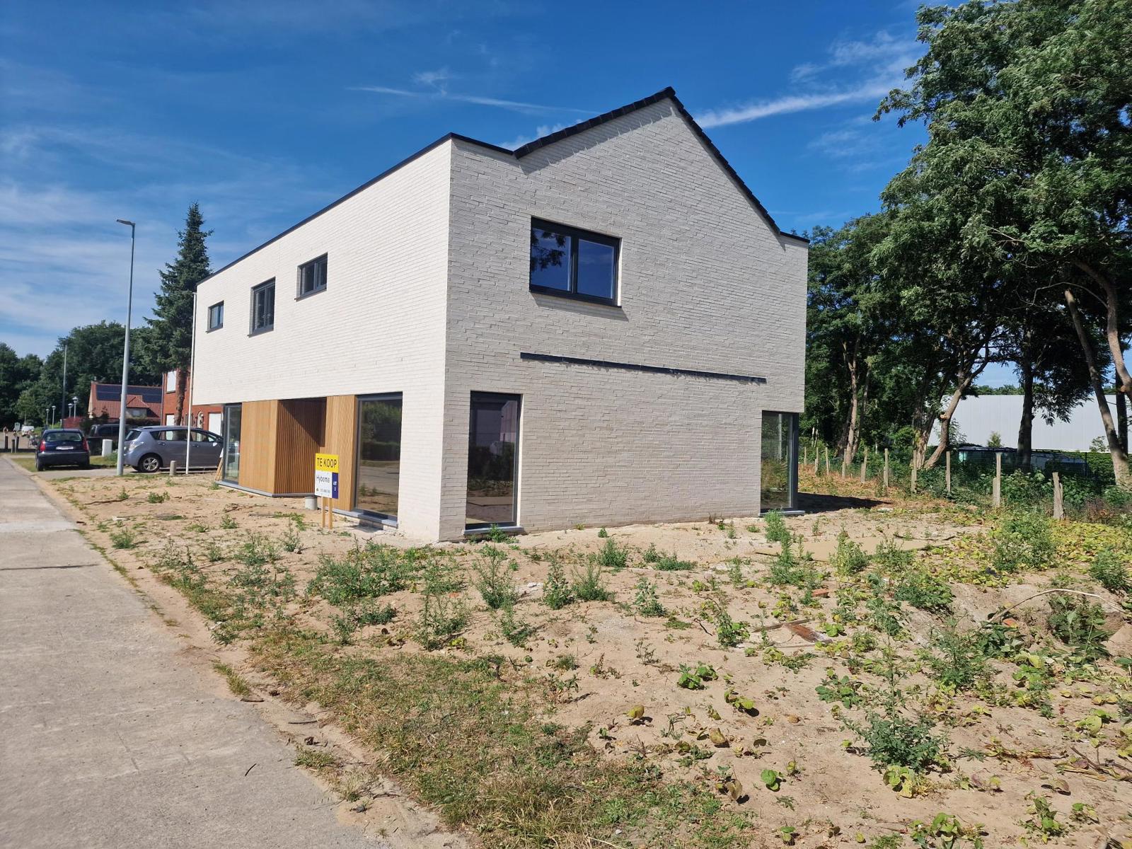 Nieuwe woning foto 6