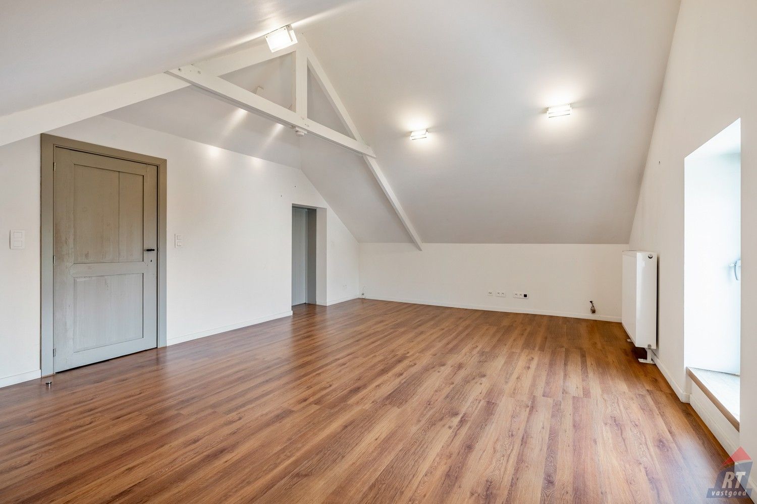 Exclusieve woning met zwembad in het landelijke Kerkom-bij-Sint-Truiden foto 19