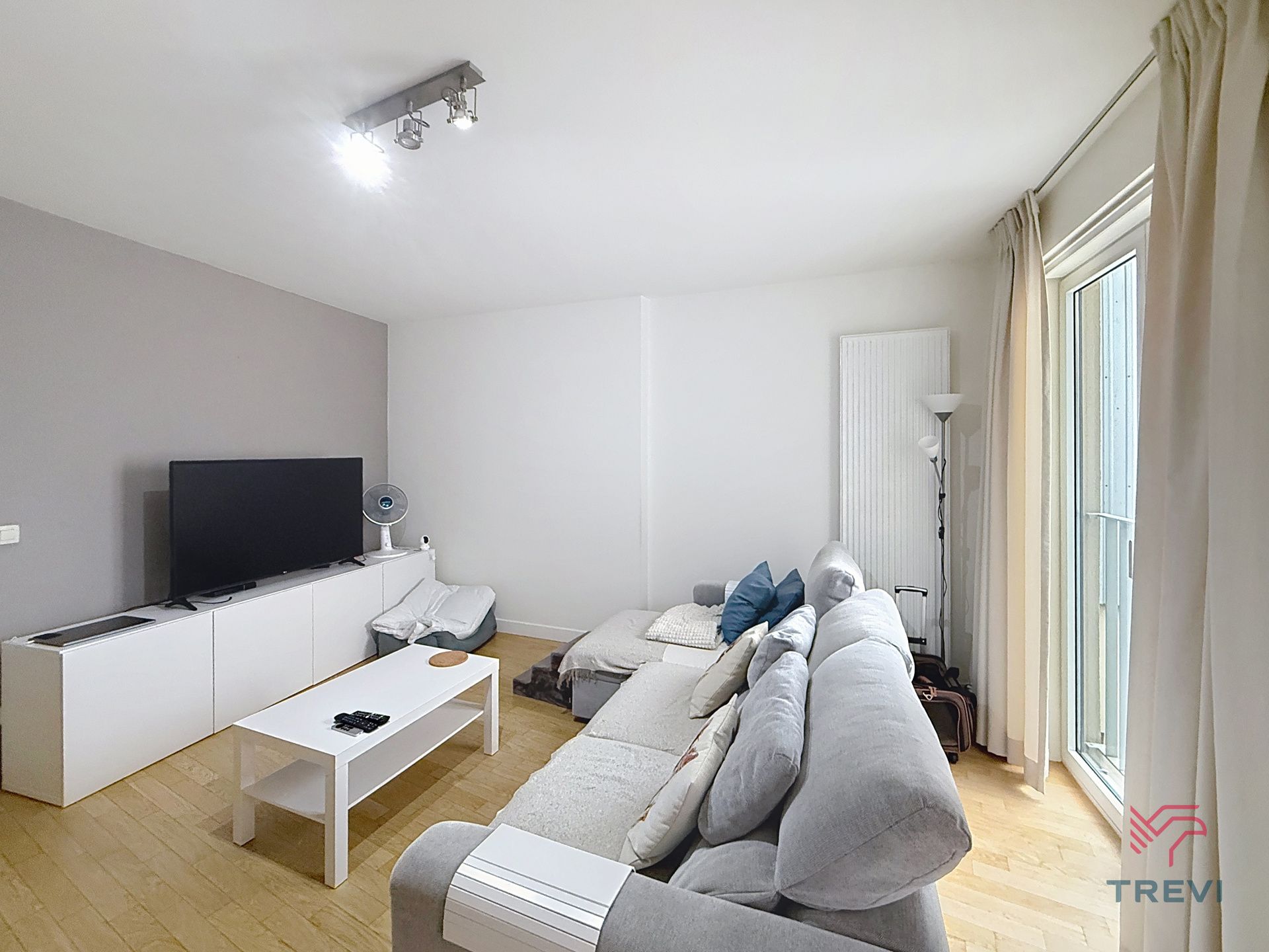 2 SLAAPKAMER APPARTEMENT IN HET CENTRUM VAN BRUSSEL foto 2