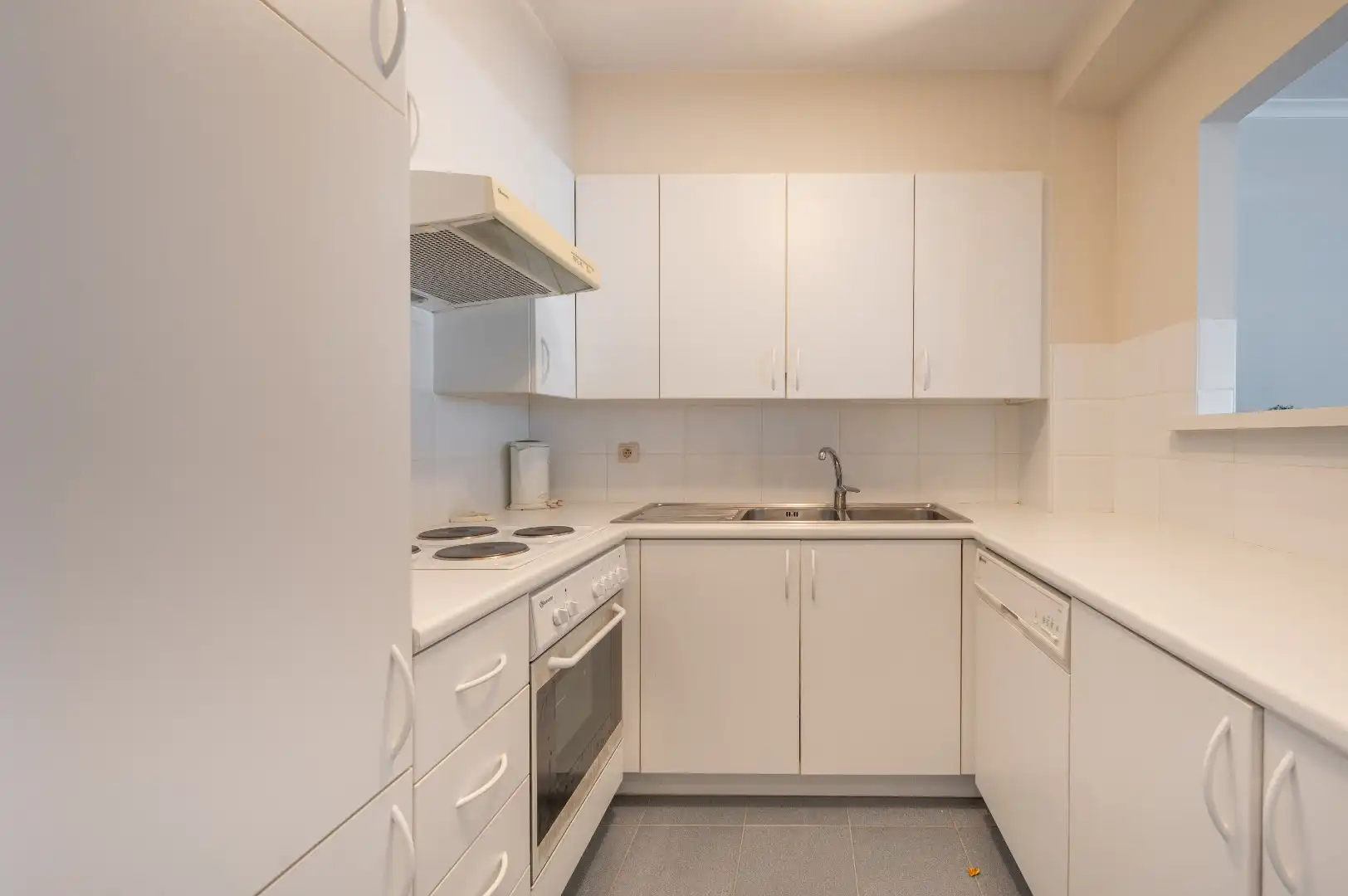 Instapklaar appartement met zicht op de Lippenslaan in residentie Dame Blanche foto 7