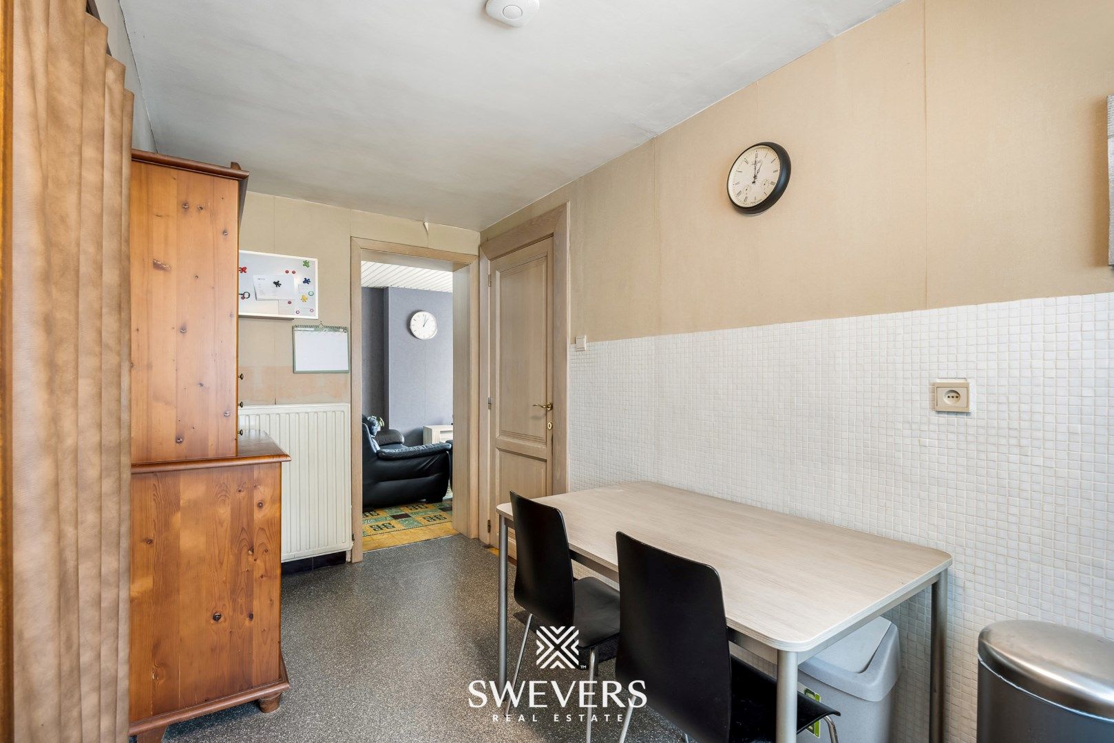 Te renoveren parel op toplocatie in Beringen foto 12